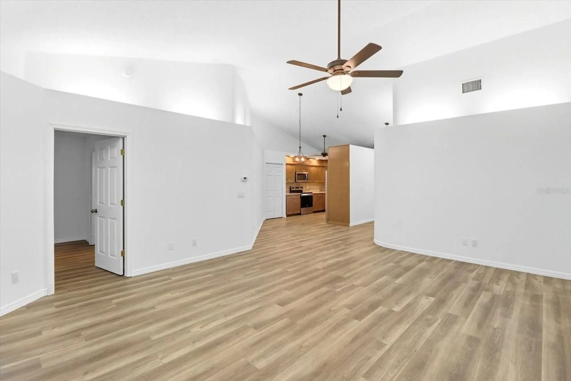 Property Slideshow image 8 of 48 | 809 inverie dr, Inverness, FL, 34453