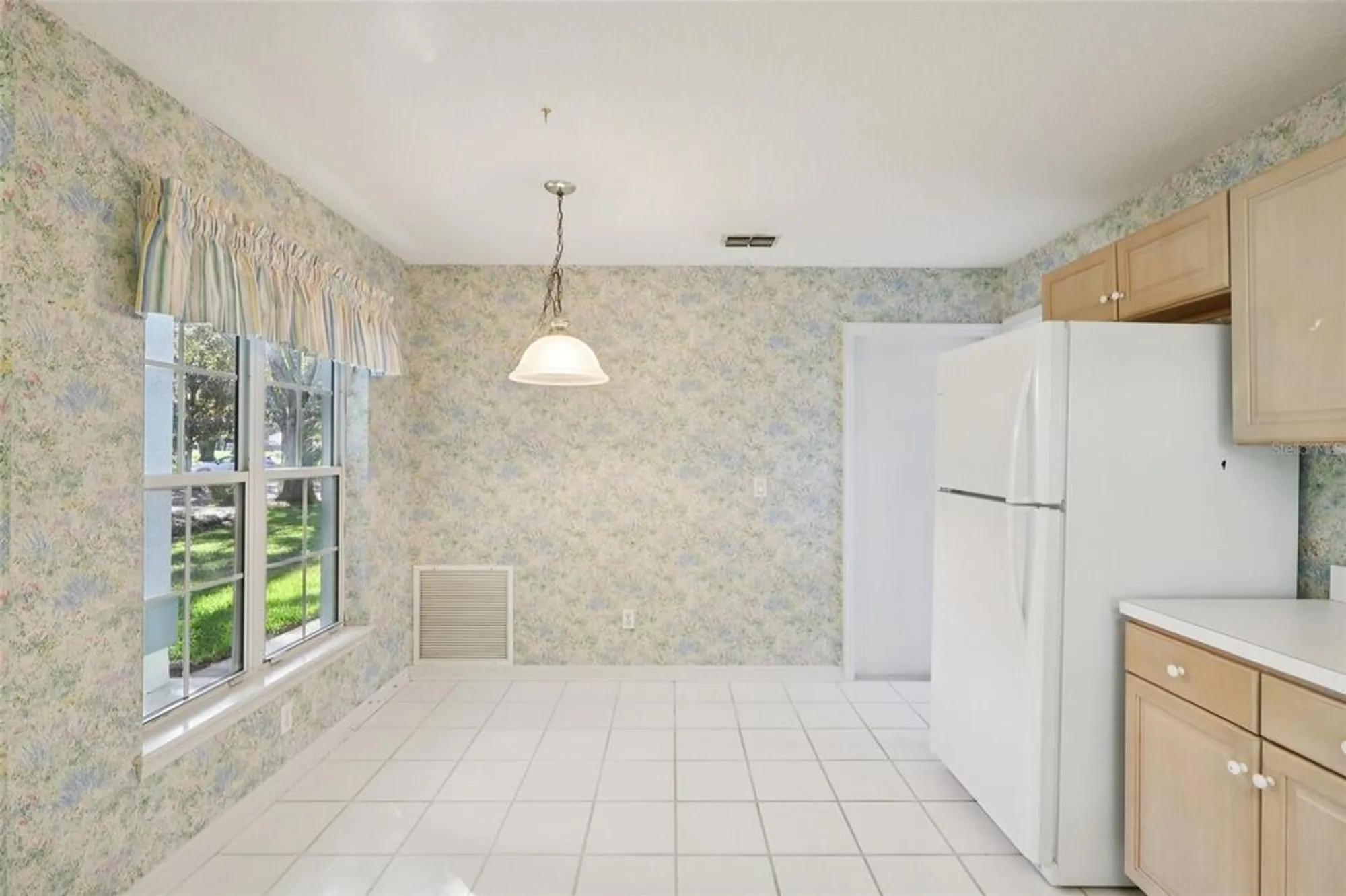 Property Slideshow image 10 of 56 | 6001 spring creek ct, Mount Dora, FL, 32757