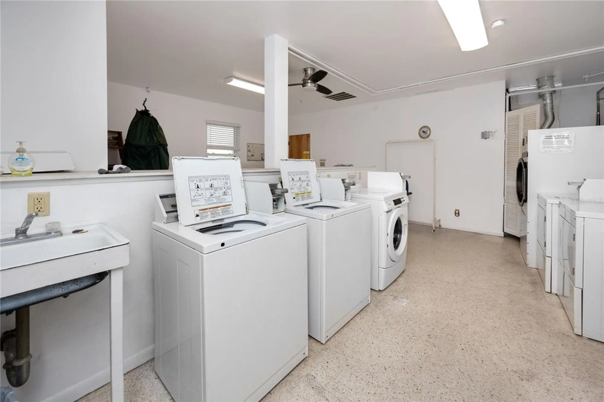 Property Slideshow image 44 of 46 | 12400 park blvd 417, Seminole, FL, 33772