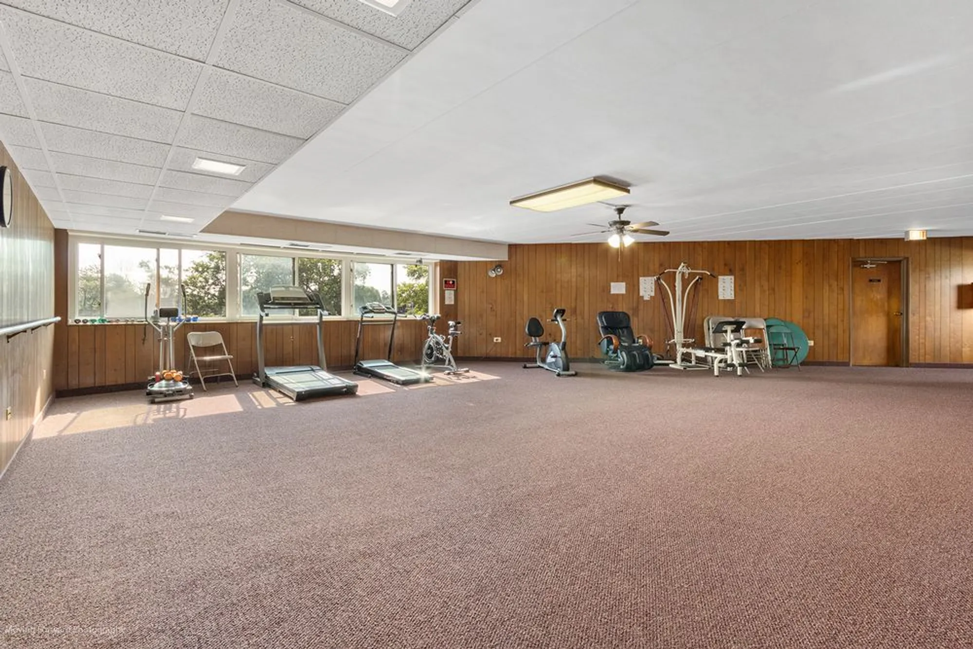Property Slideshow image 32 of 36 | 2900 maple ave apt 13c, Downers Grove, IL, 60515