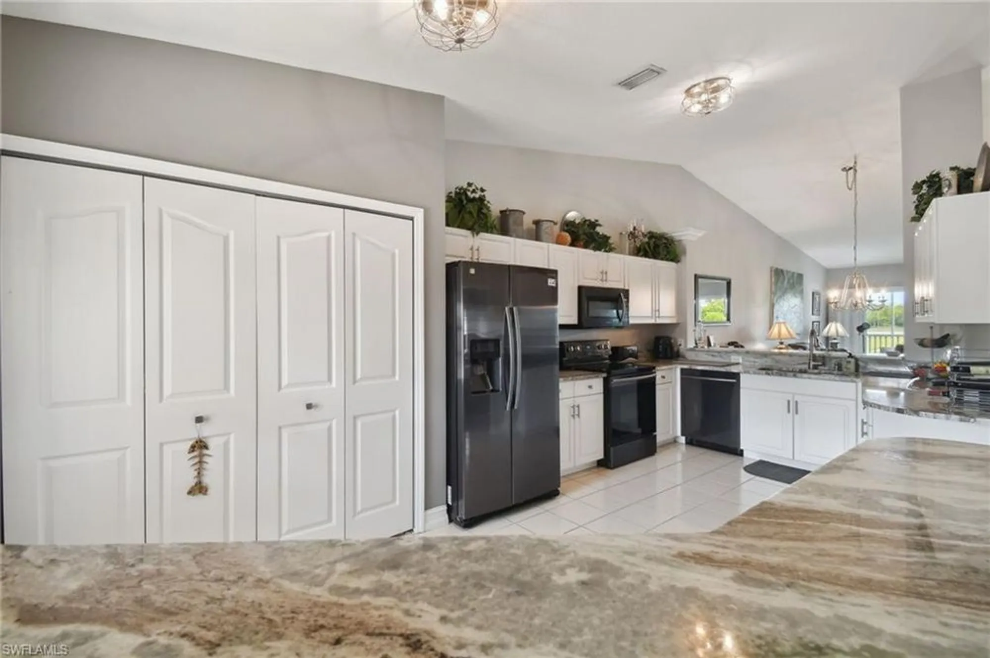 Property Slideshow image 9 of 46 | 9165 michael cir 1002, Naples, FL, 34113