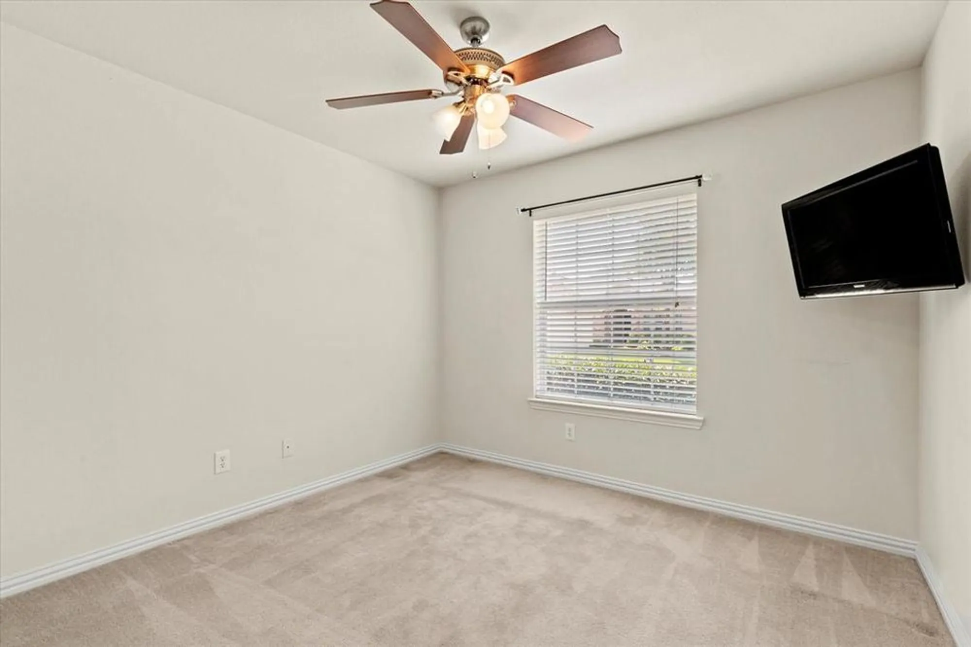 Property Slideshow image 22 of 37 | 927 oakland hills dr, Fairview, TX, 75069