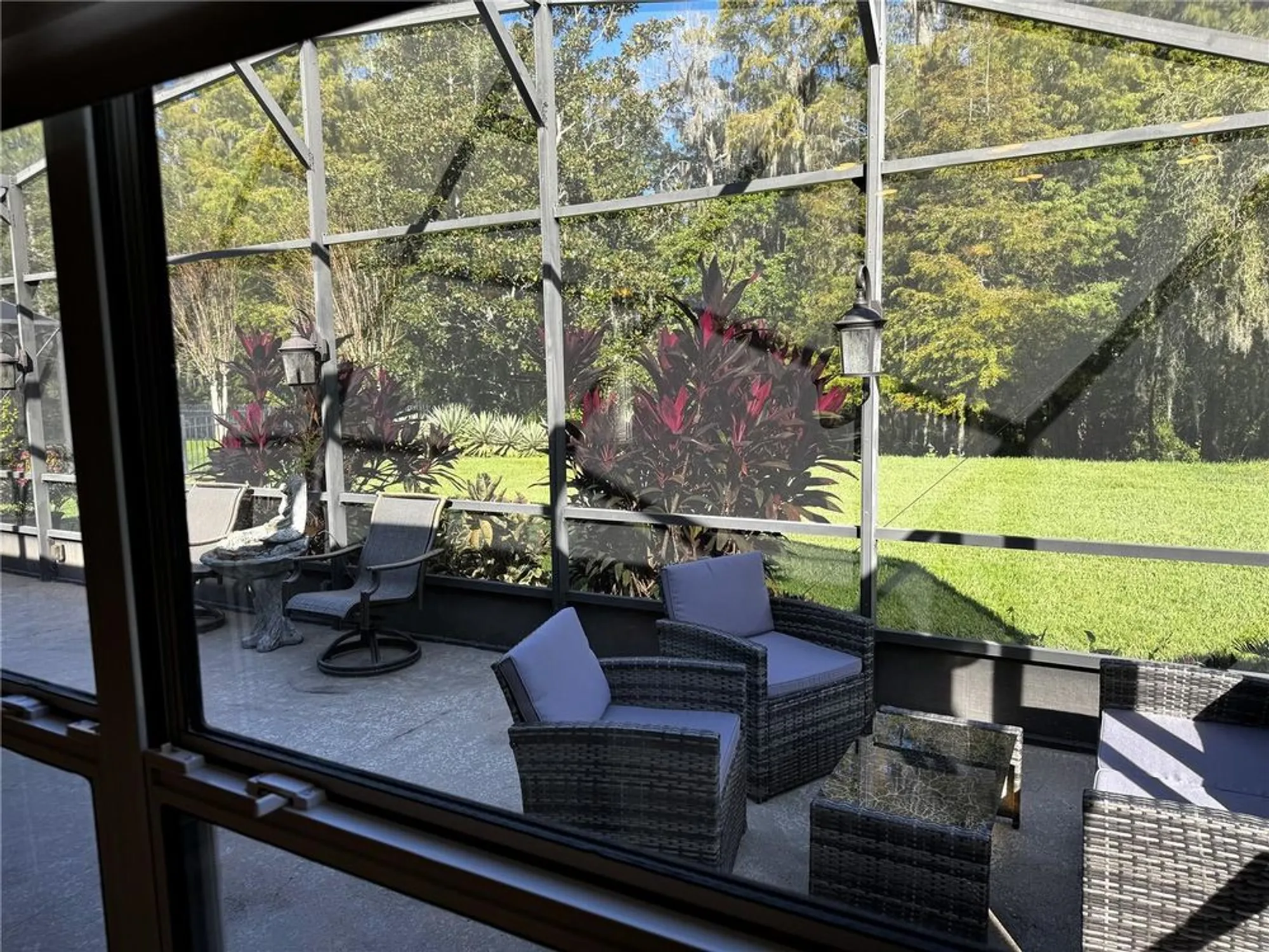 Property Slideshow image 23 of 68 | 100 vizcaya ct, Poinciana, FL, 34759