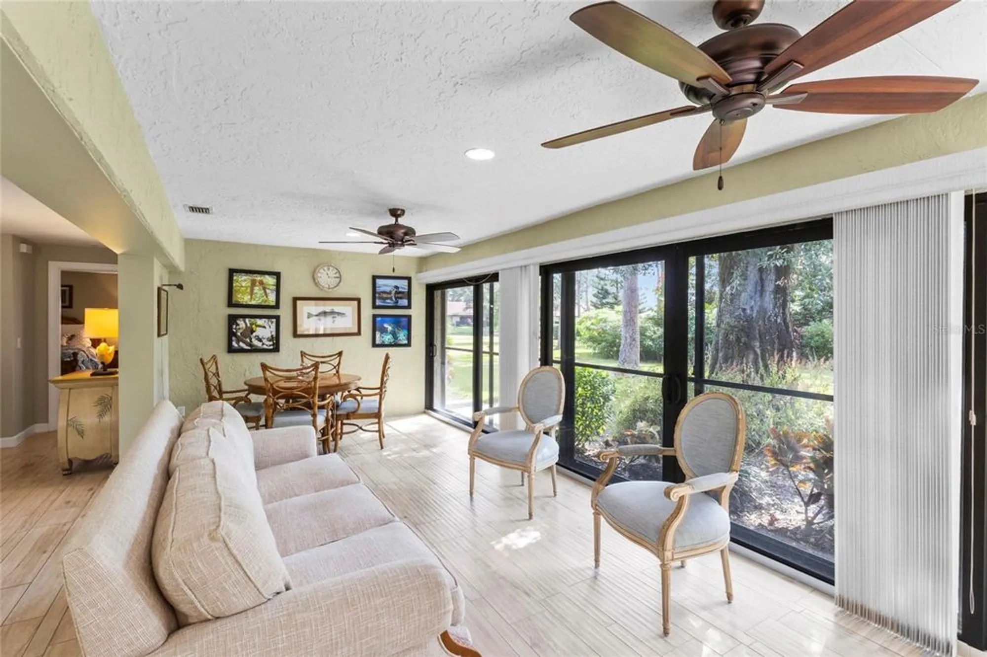 Property Slideshow image 30 of 38 | 7143 fairway bend ln, Sarasota, FL, 34243