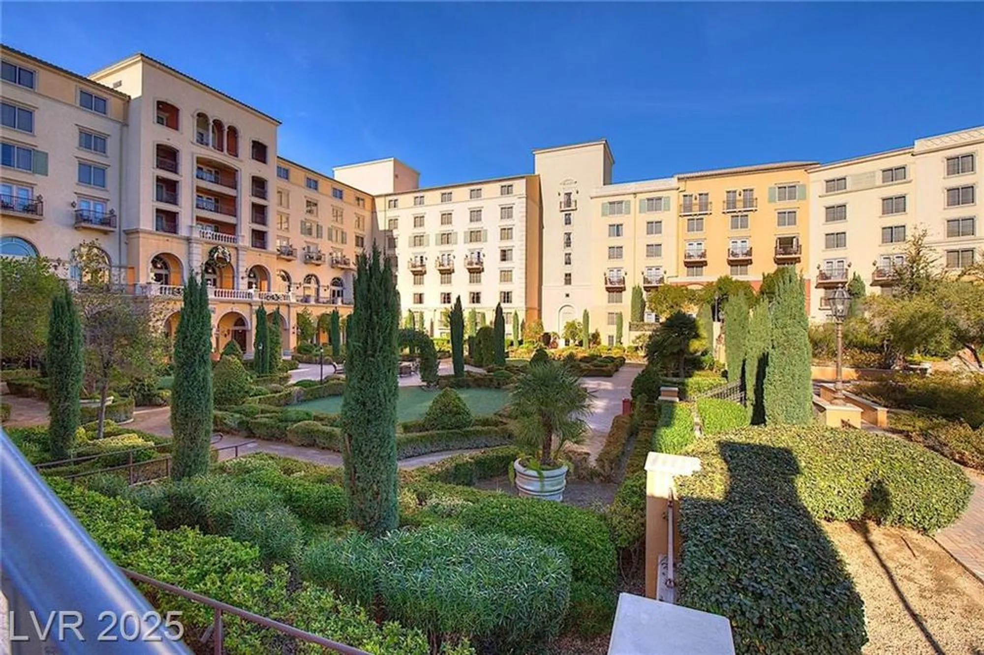 Property Slideshow image 46 of 52 | 33 desert juniper ln, Henderson, NV, 89011