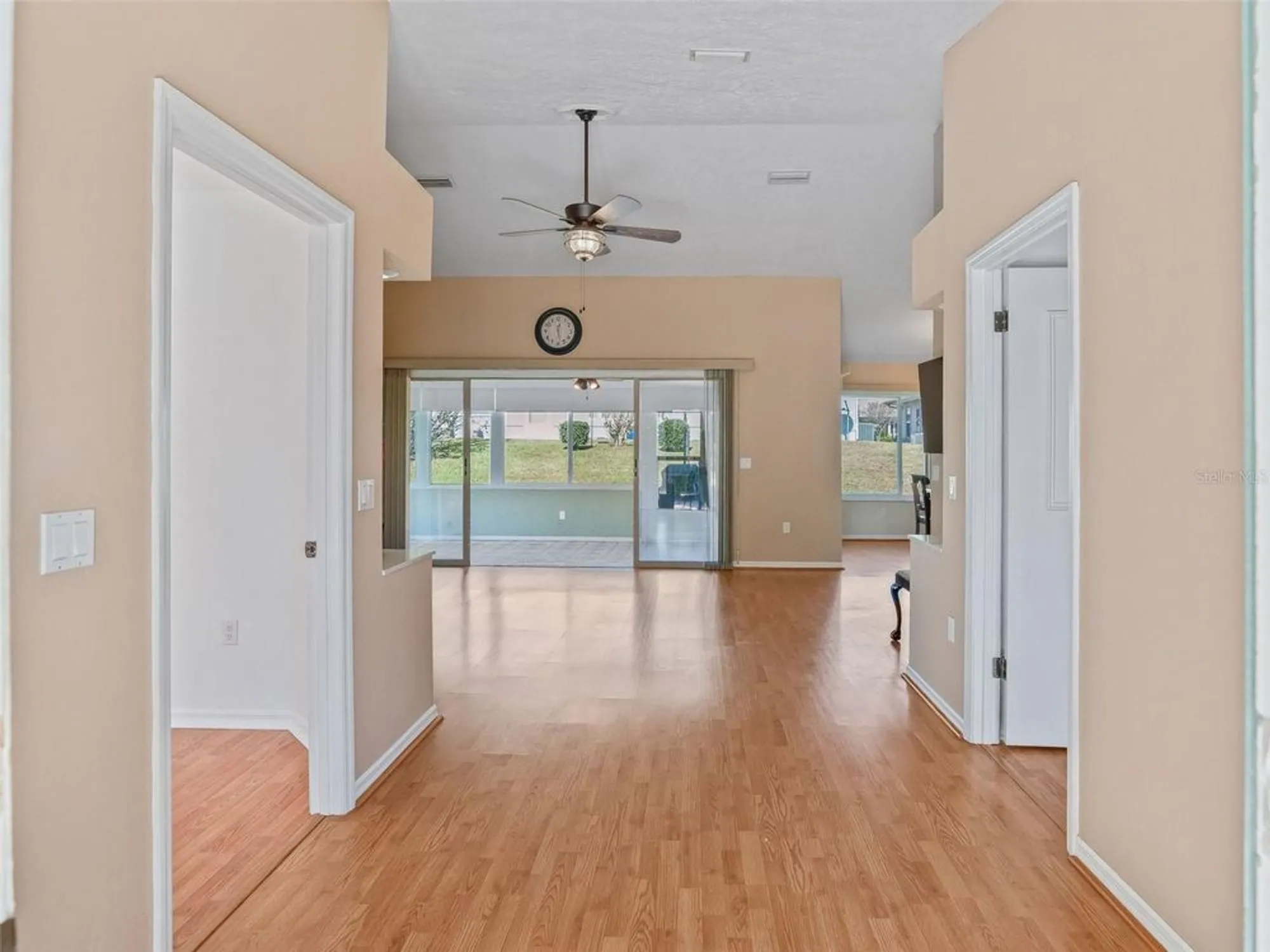 Property Slideshow image 10 of 31 | 11381 se 175th ln, Summerfield, FL, 34491