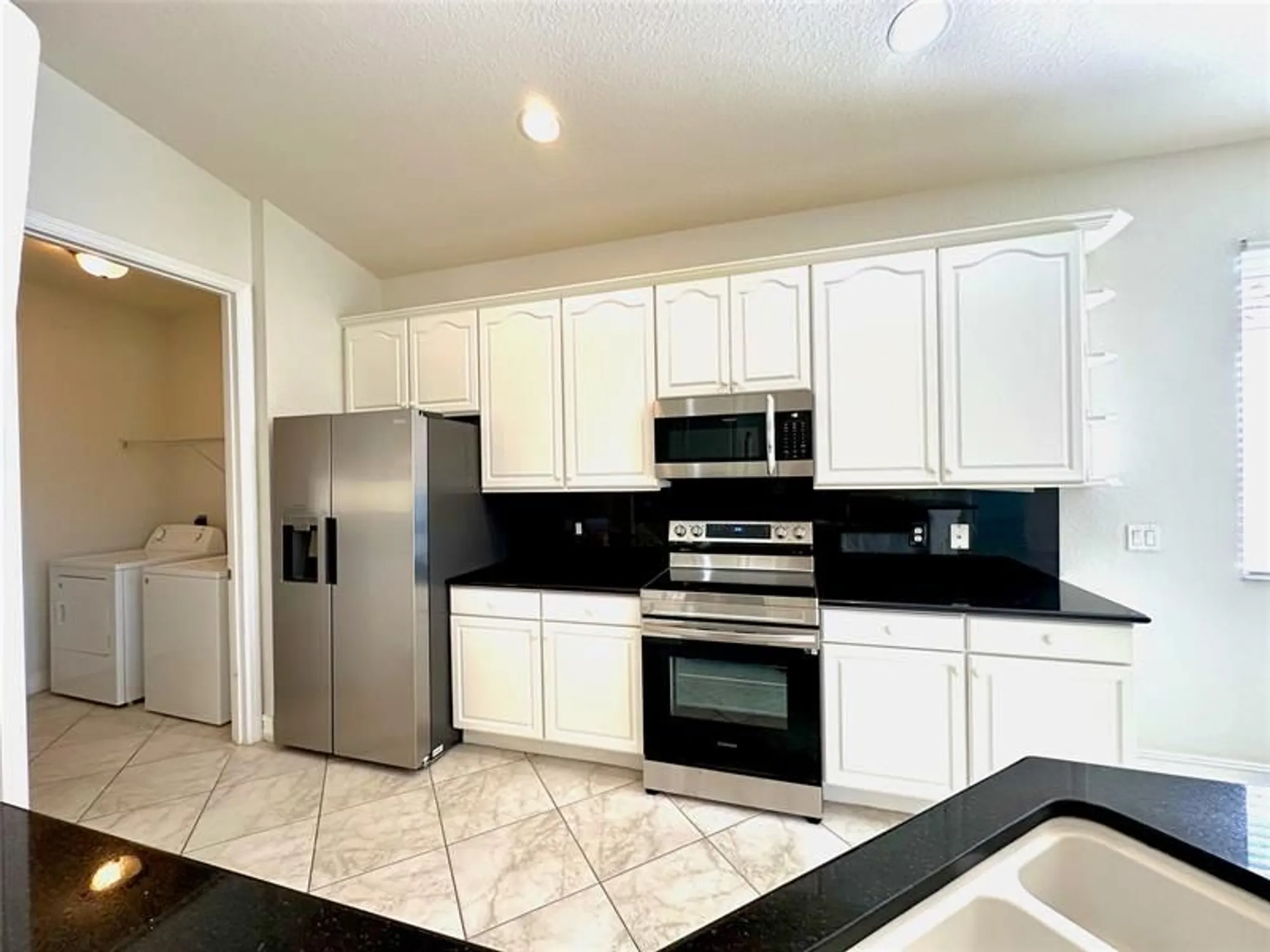 Property Slideshow image 7 of 32 | 6204 thames pl, Vero Beach, FL, 32966