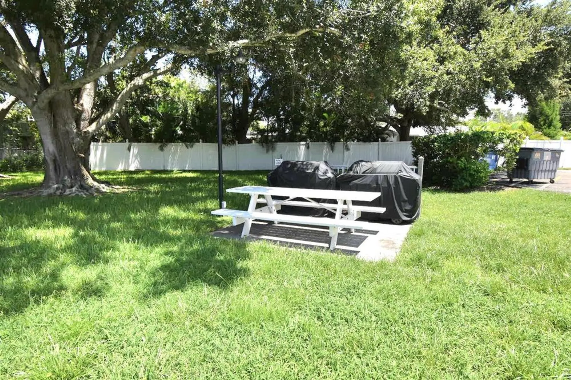 Property Slideshow image 25 of 30 | 946 virginia st apt 102, Dunedin, FL, 34698