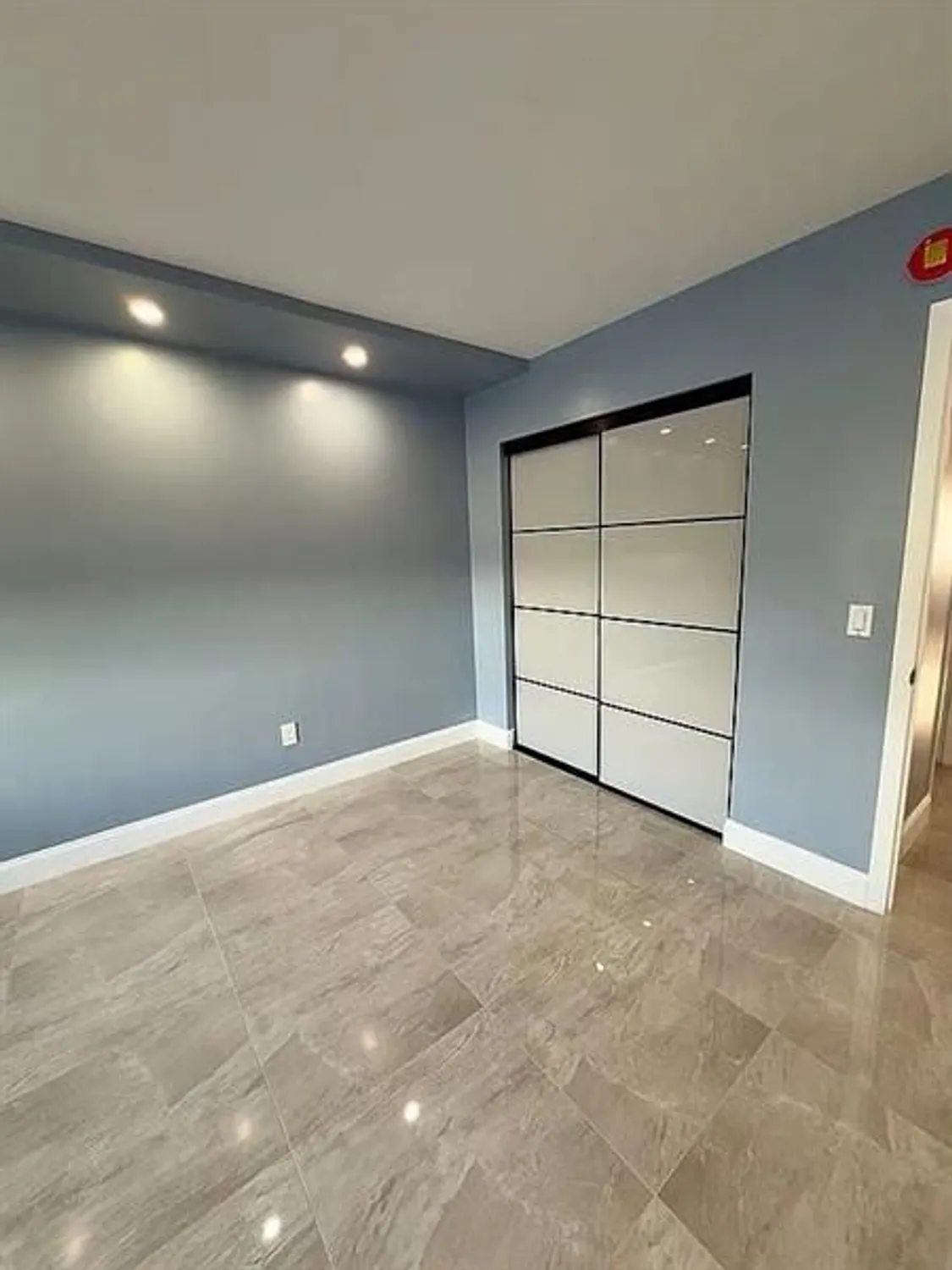 Property Slideshow image 17 of 43 | 3021 guildford b b, Boca Raton, FL, 33434