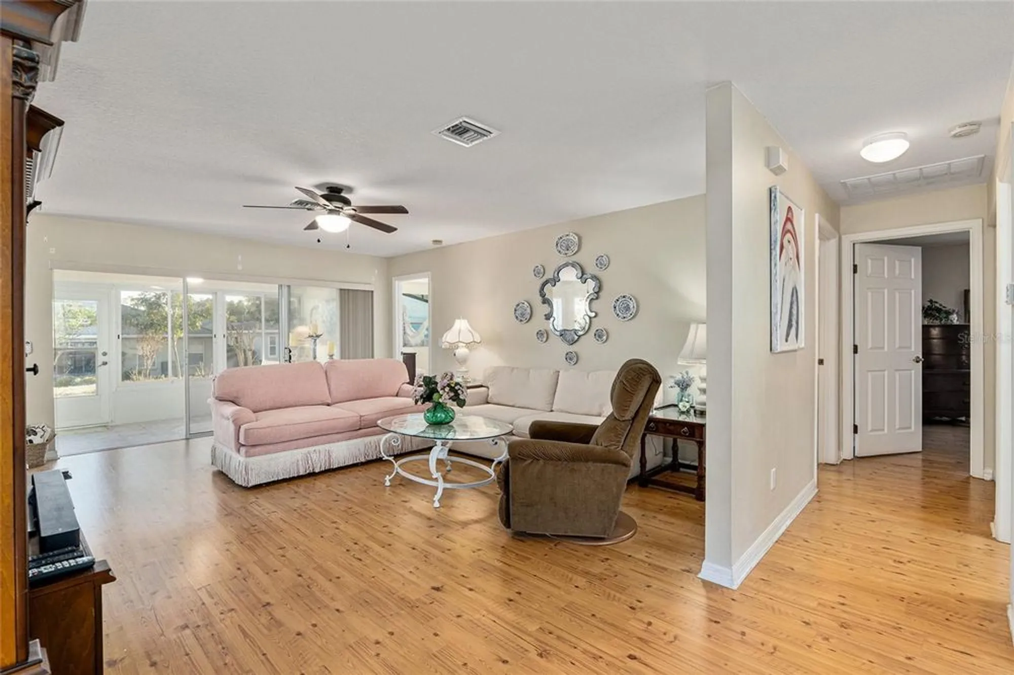 Property Slideshow image 11 of 53 | 10071 sw 90th loop, Ocala, FL, 34481
