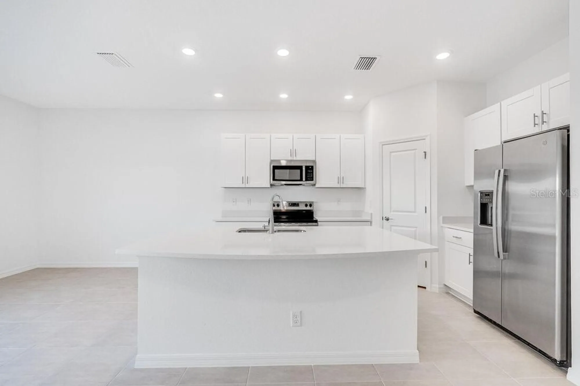 Property Slideshow image 14 of 27 | 3063 novara ln, Lakewood Ranch, FL, 34211