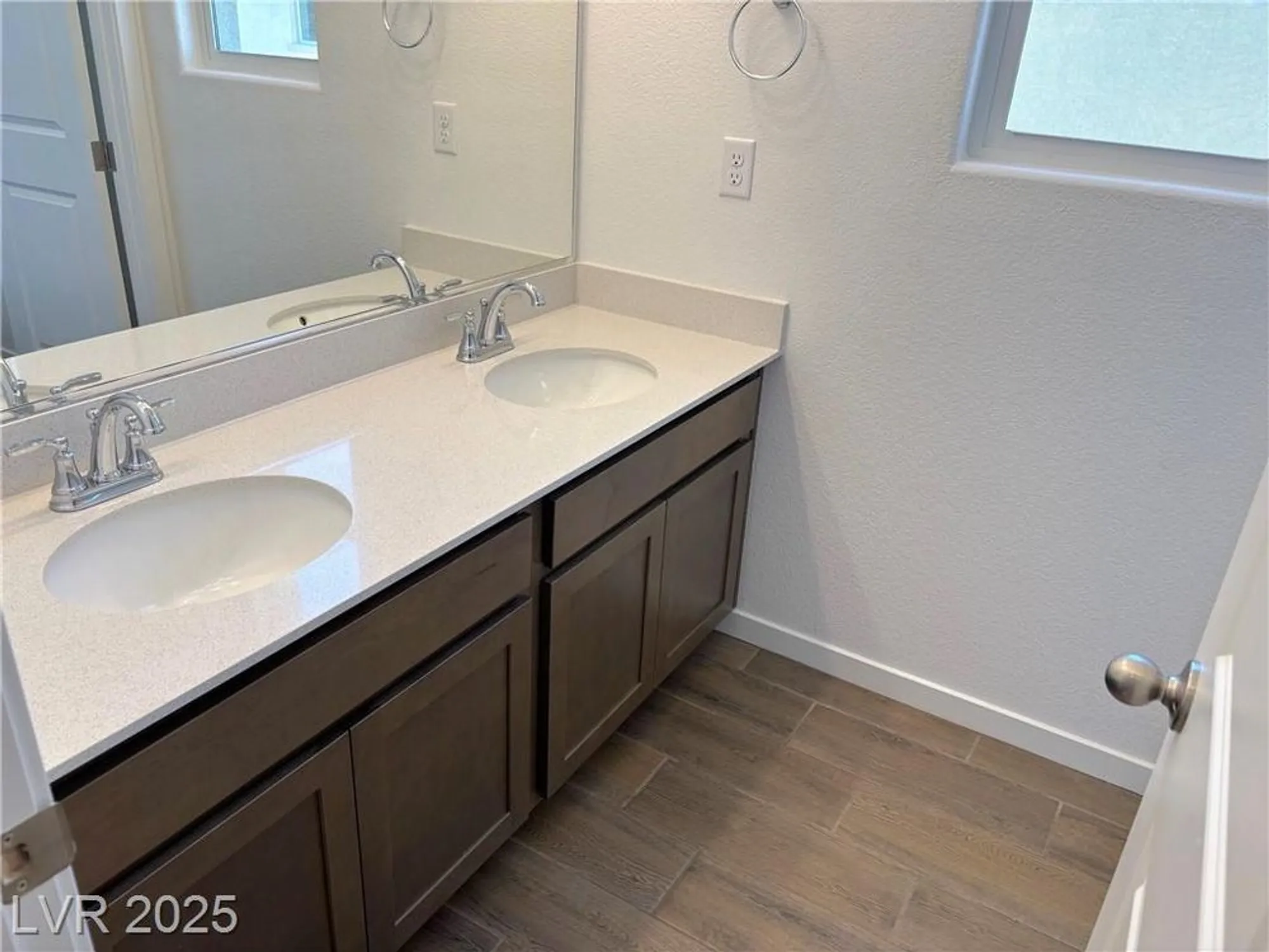 Property Slideshow image 5 of 29 | 5728 e badlands ln, Pahrump, NV, 89061