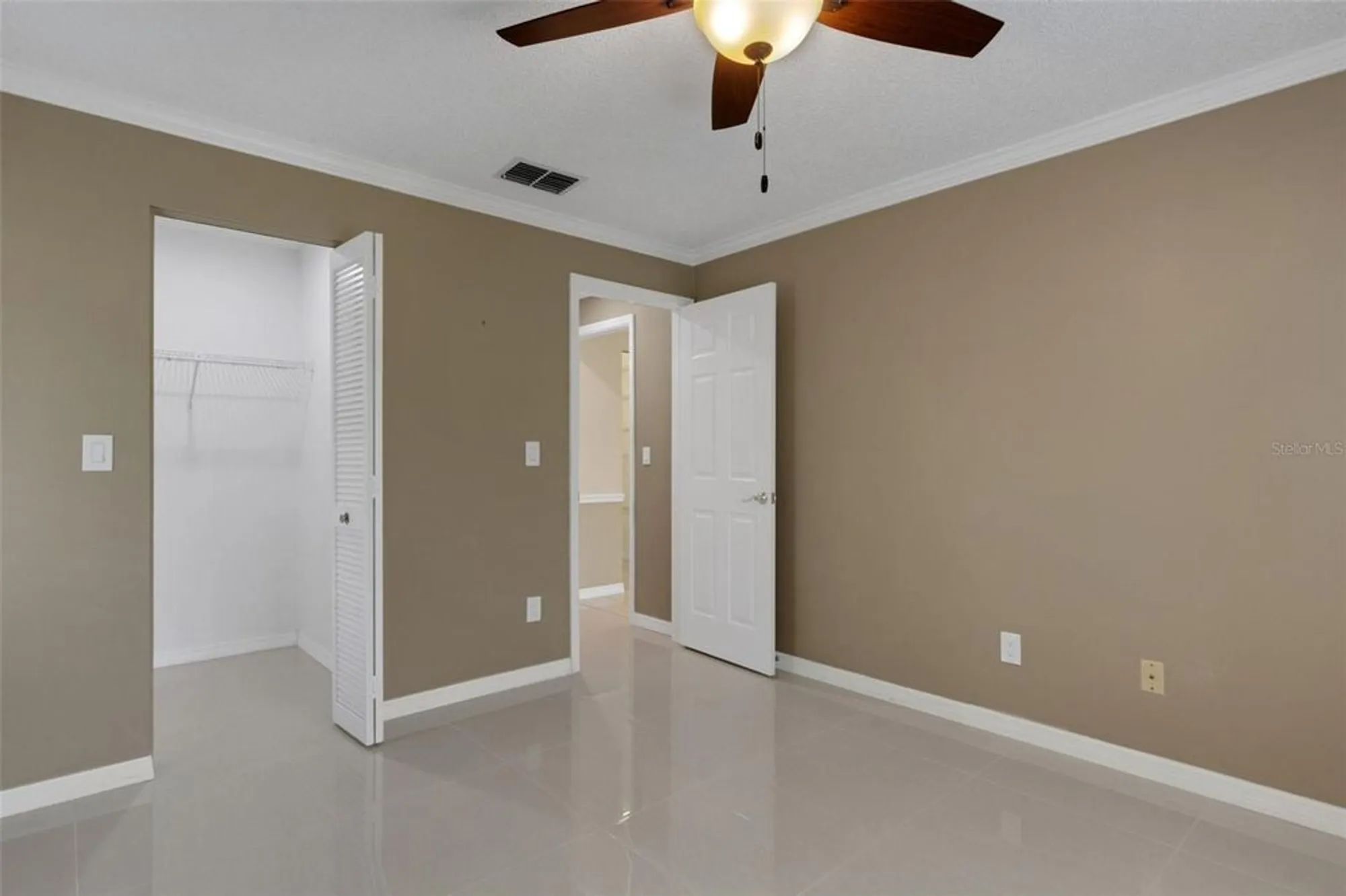 Property Slideshow image 38 of 90 | 3098 e dorchester dr, Palm Harbor, FL, 34684