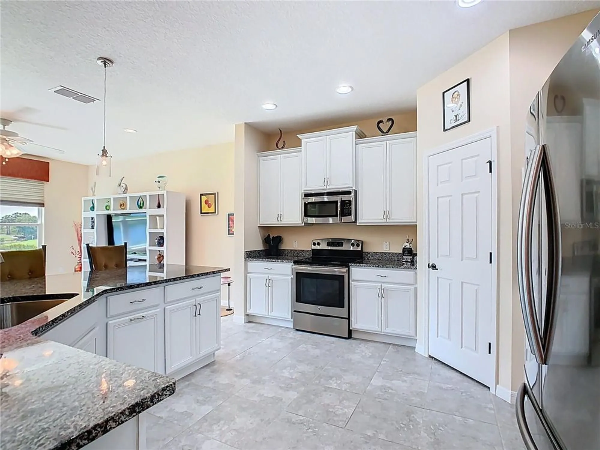 Property Slideshow image 20 of 61 | 436 bel air way, Kissimmee, FL, 34759