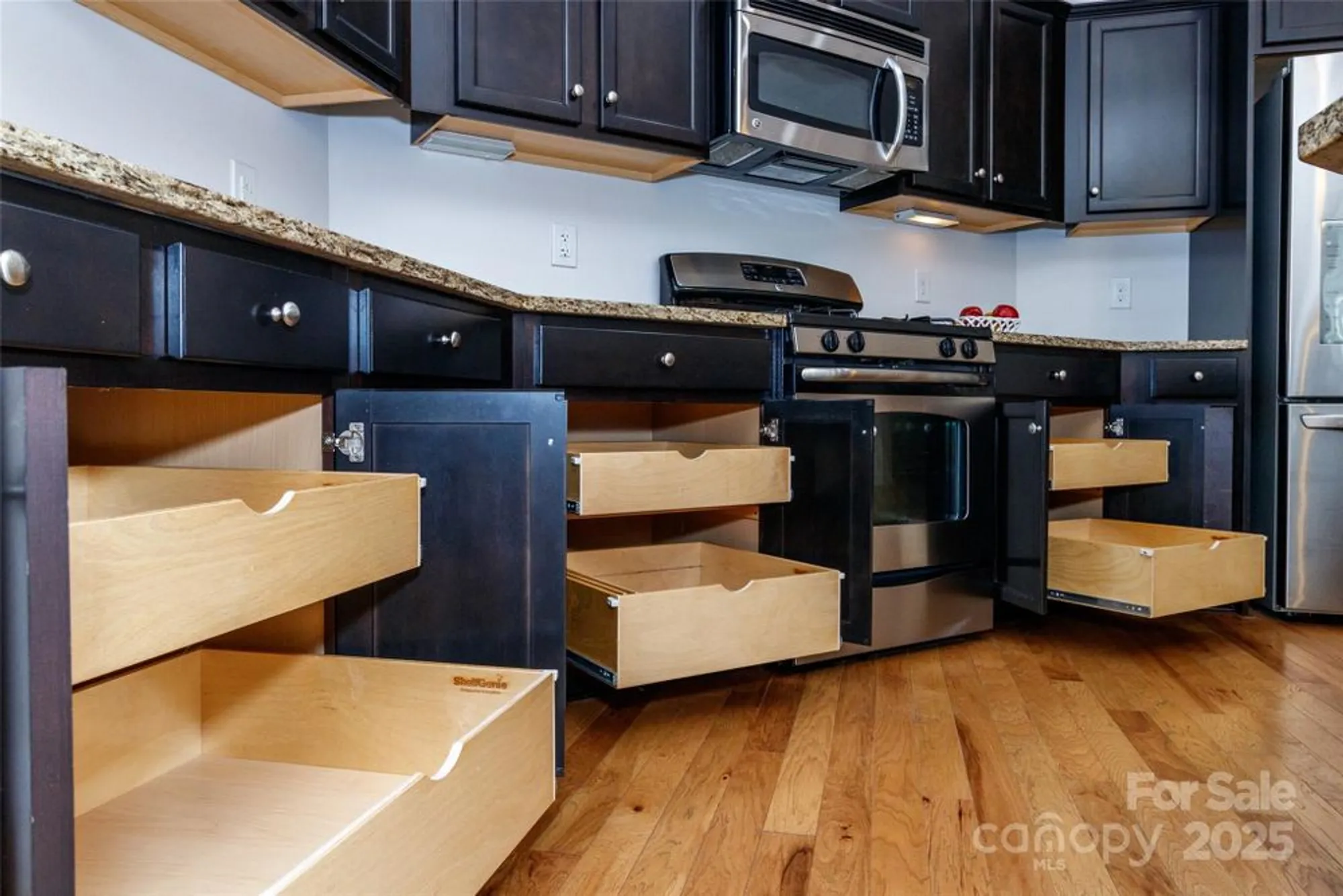 Property Slideshow image 9 of 46 | 4423 parkgate dr, Matthews, NC, 28105