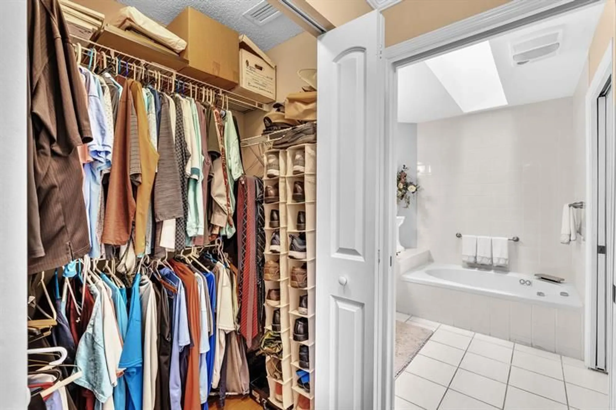 Property Slideshow image 25 of 59 | 9714 malvern dr # 9714, Tamarac, FL, 33321