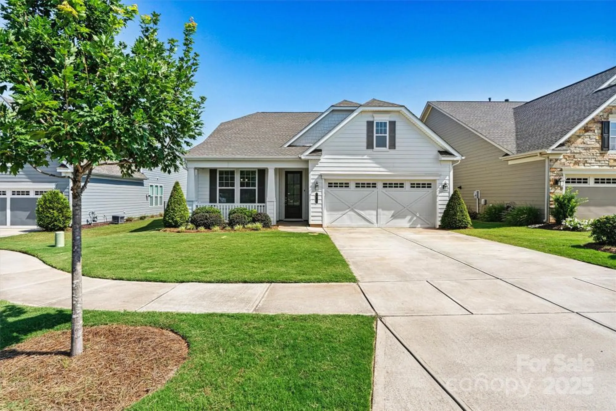 Property Slideshow image 2 of 47 | 7315 surprise ct, Charlotte, NC, 28215