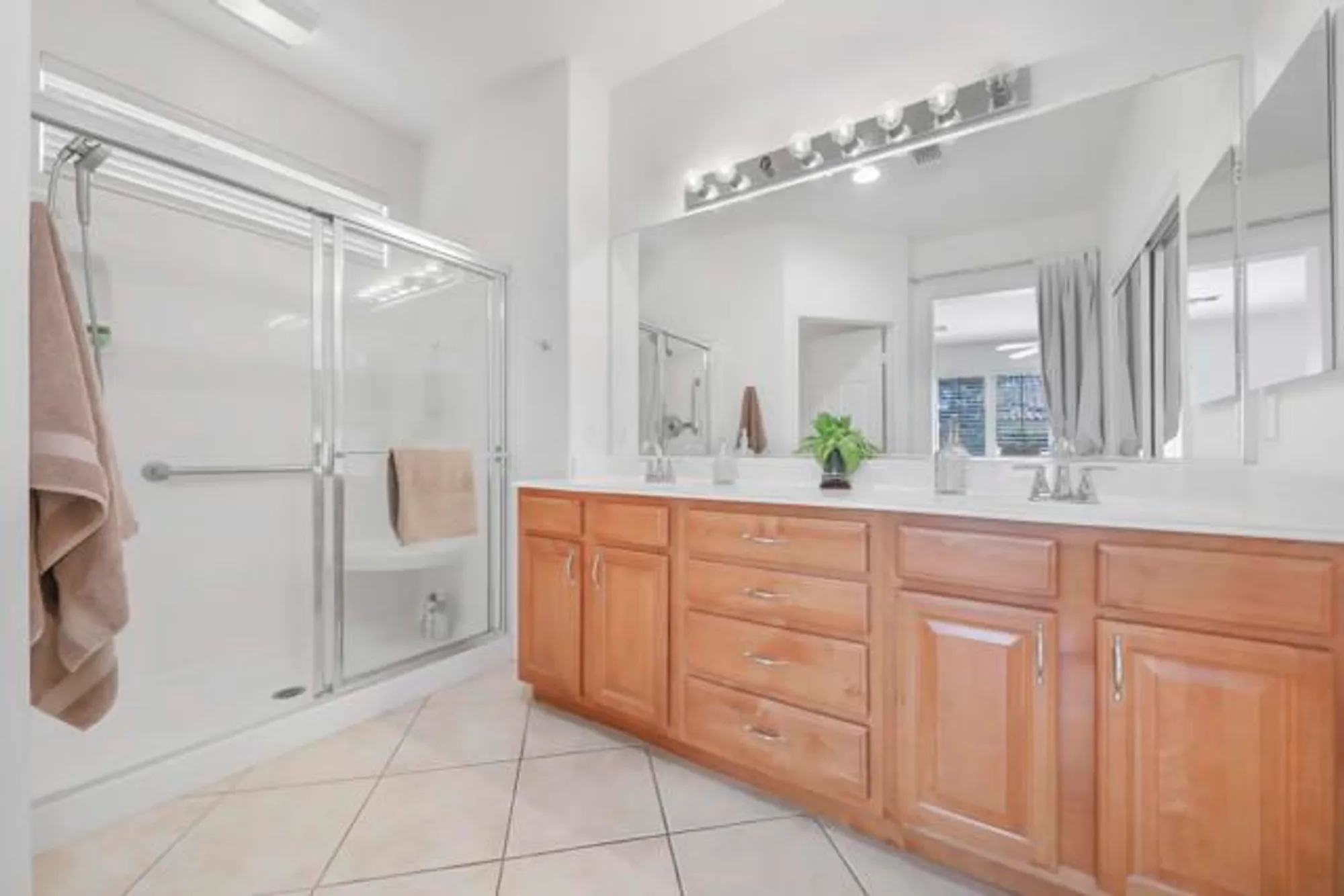 Property Slideshow image 22 of 43 | 78259 kistler way, Palm Desert, CA, 92211