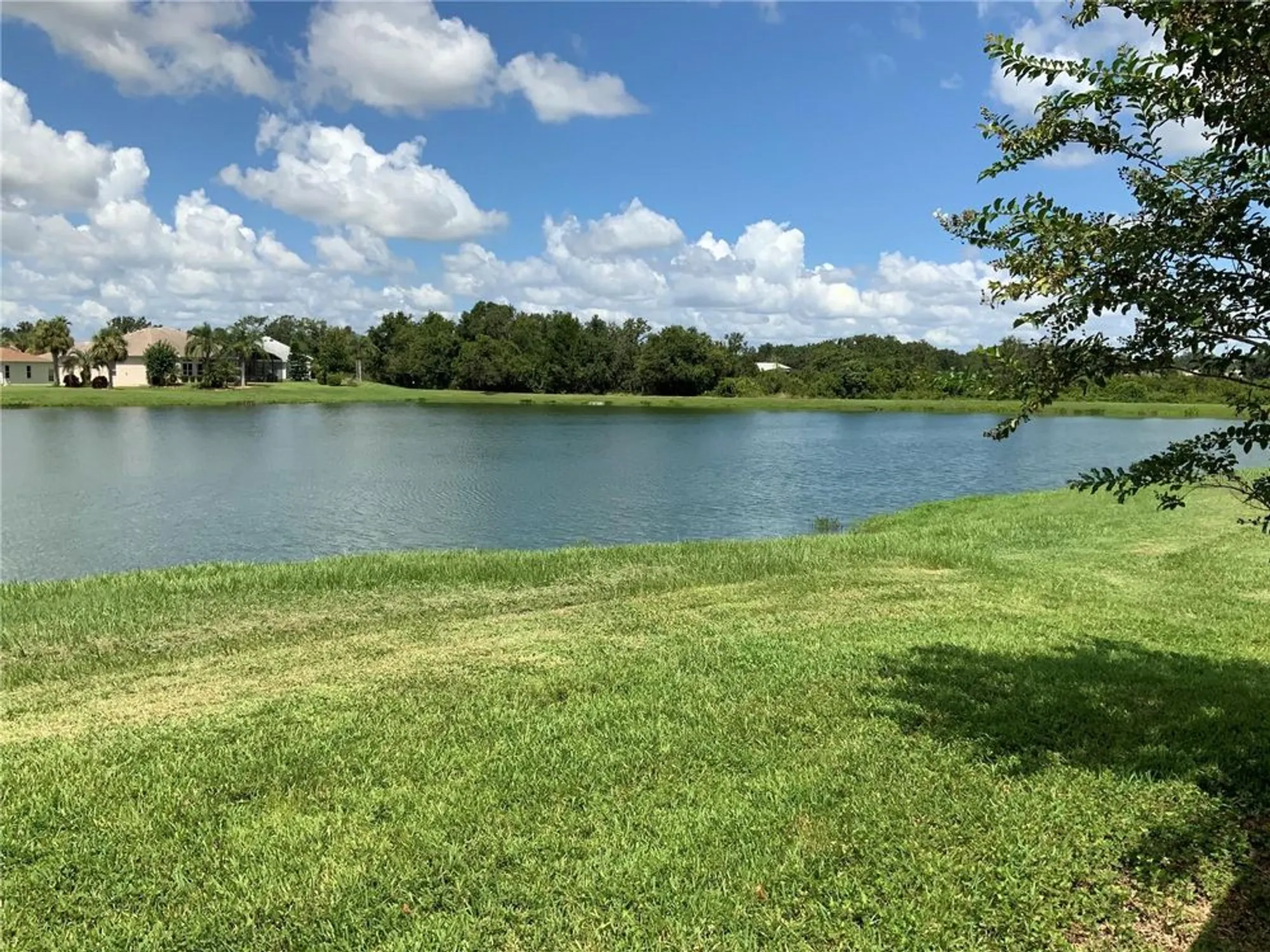 Property Slideshow image 25 of 26 | 27123 nostalgia dr, Leesburg, FL, 34748