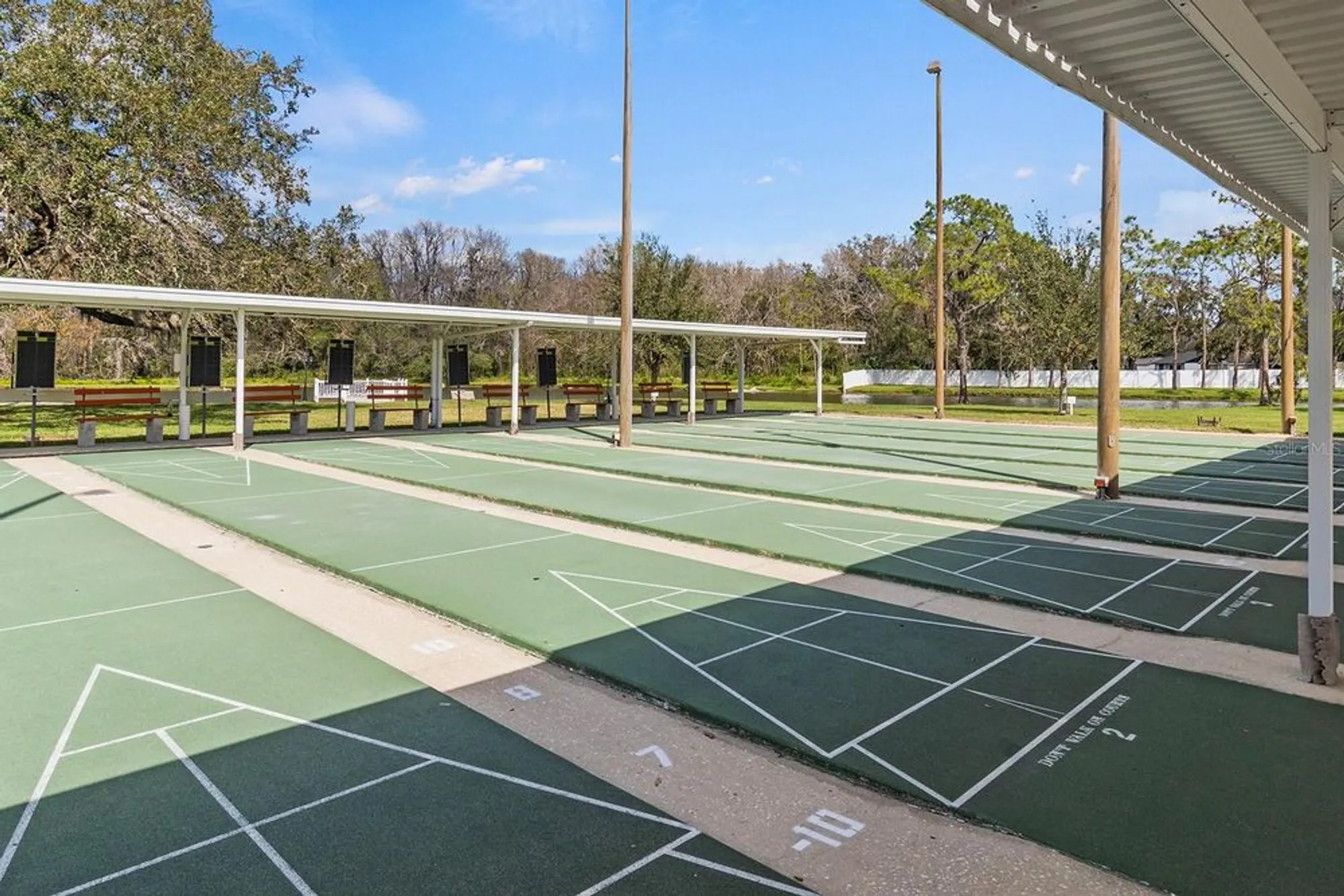 Property Slideshow image 27 of 33 | 4846 colonnades club blvd, Lakeland, FL, 33811