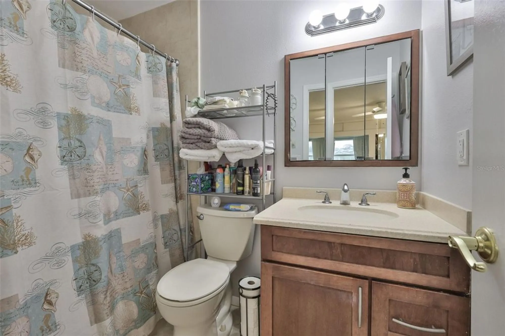 Property Slideshow image 17 of 94 | 2034 hawkhurst cir # 178, Sun City Center, FL, 33573