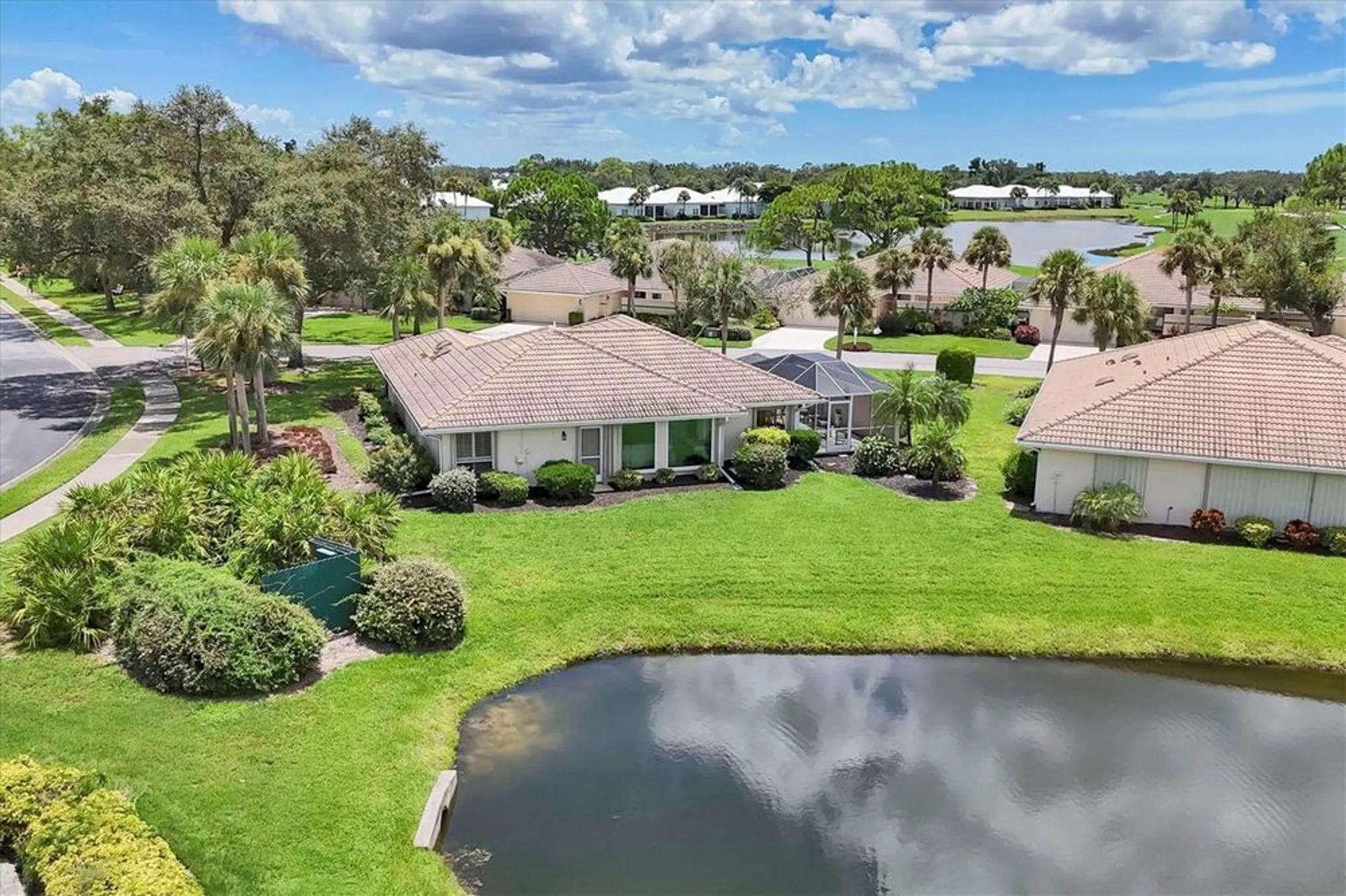 Property Slideshow image 2 of 60 | 700 carnoustie ter # 30, Venice, FL, 34293