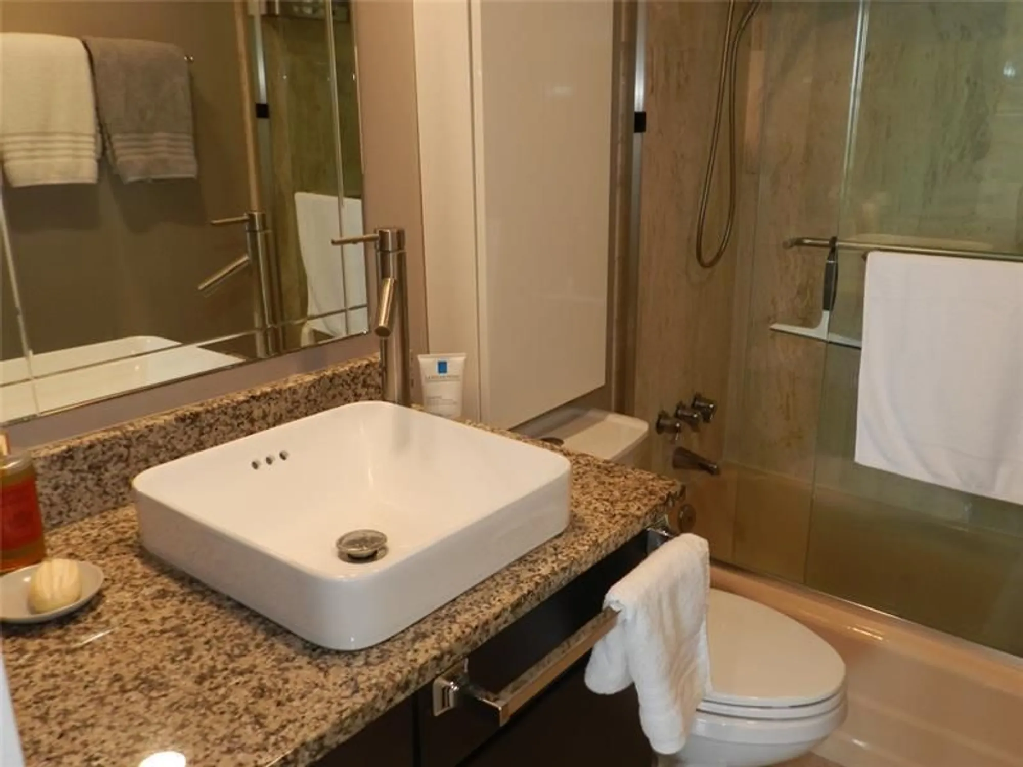Property Slideshow image 5 of 34 | 3200 ne 36th st apt 1612a, Fort Lauderdale, FL, 33308