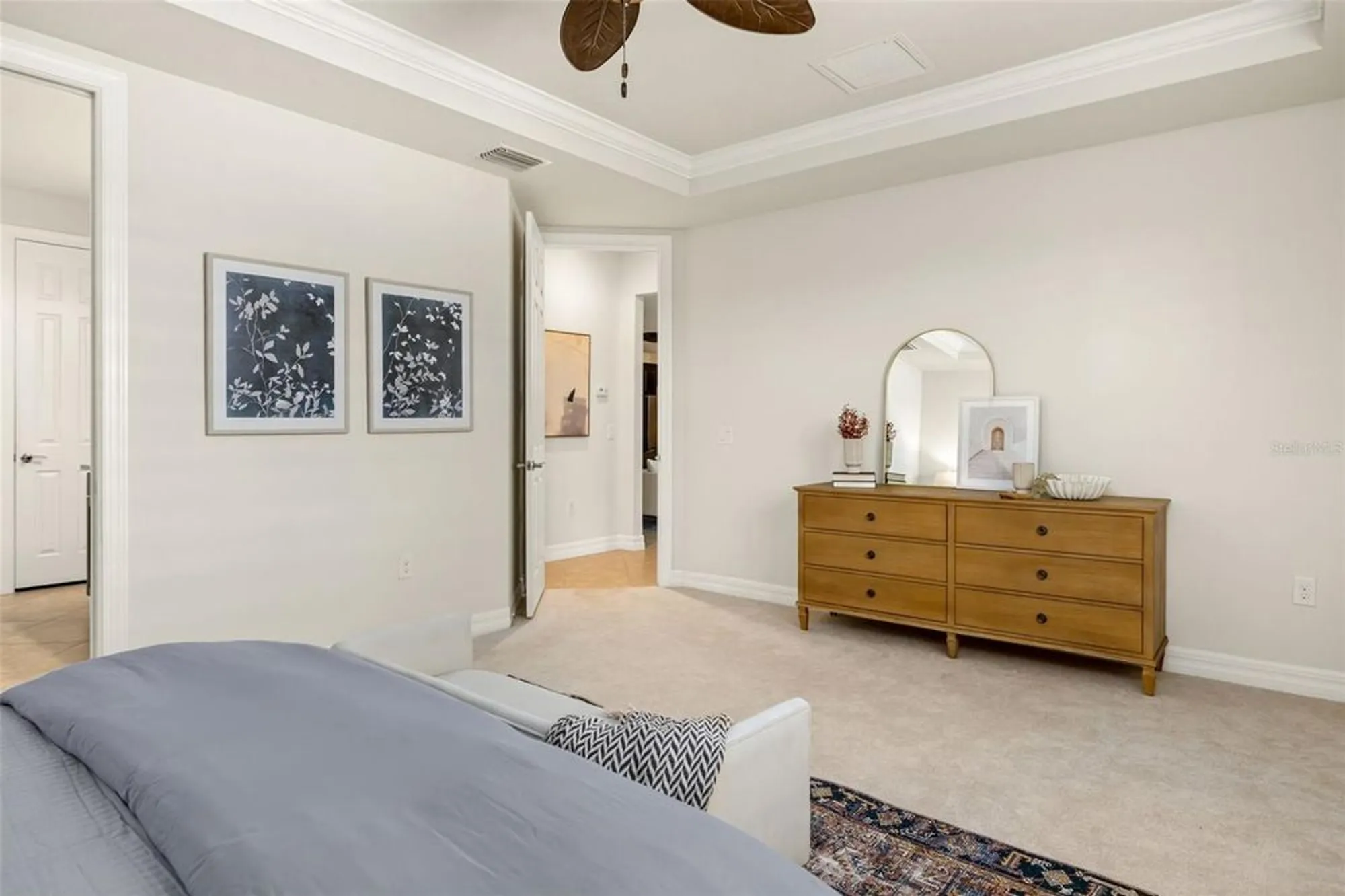 Property Slideshow image 40 of 83 | 11192 whimbrel ln, Sarasota, FL, 34238