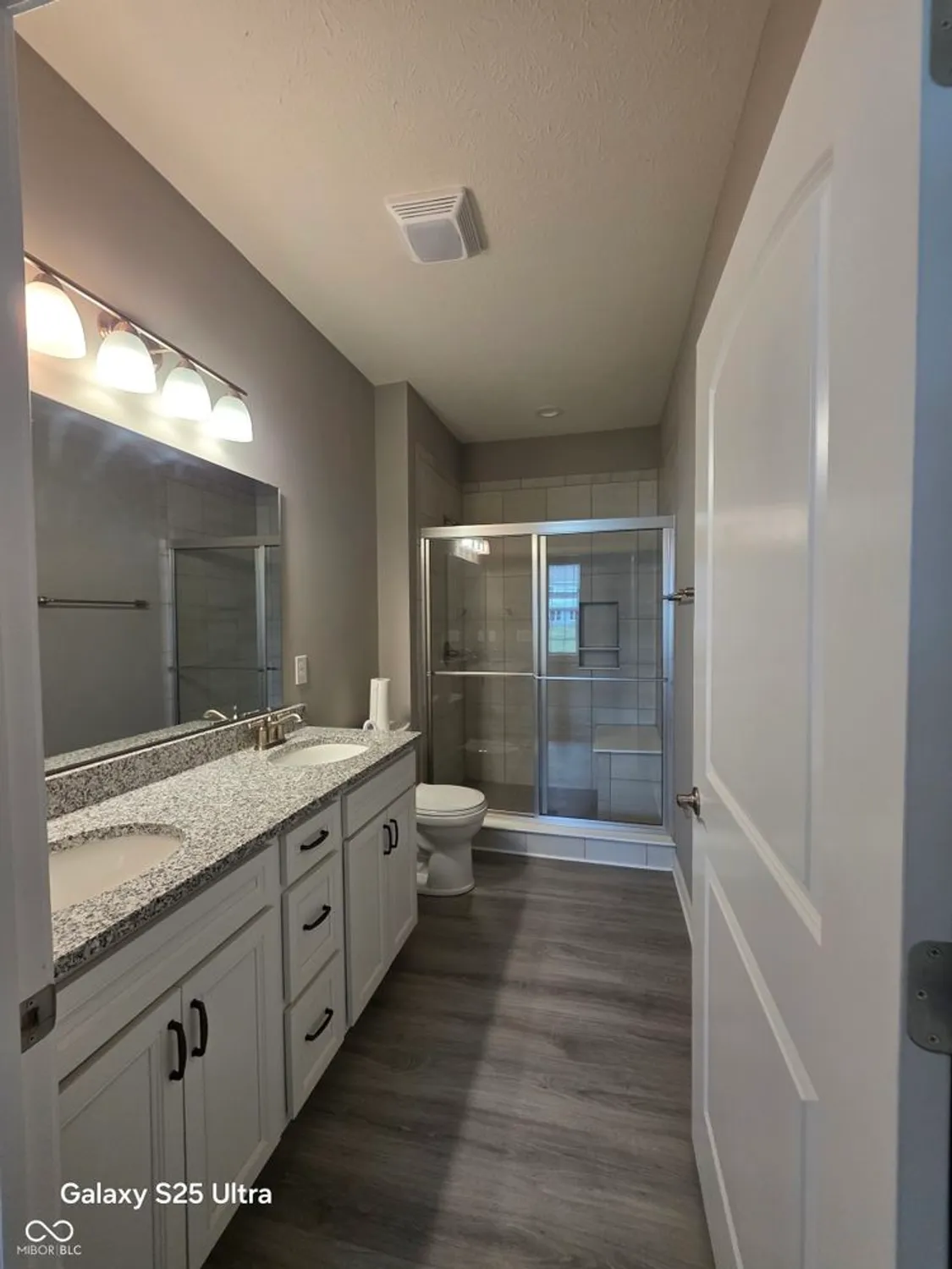 Property Slideshow image 24 of 27 | 9106 hedley way, Avon, IN, 46123