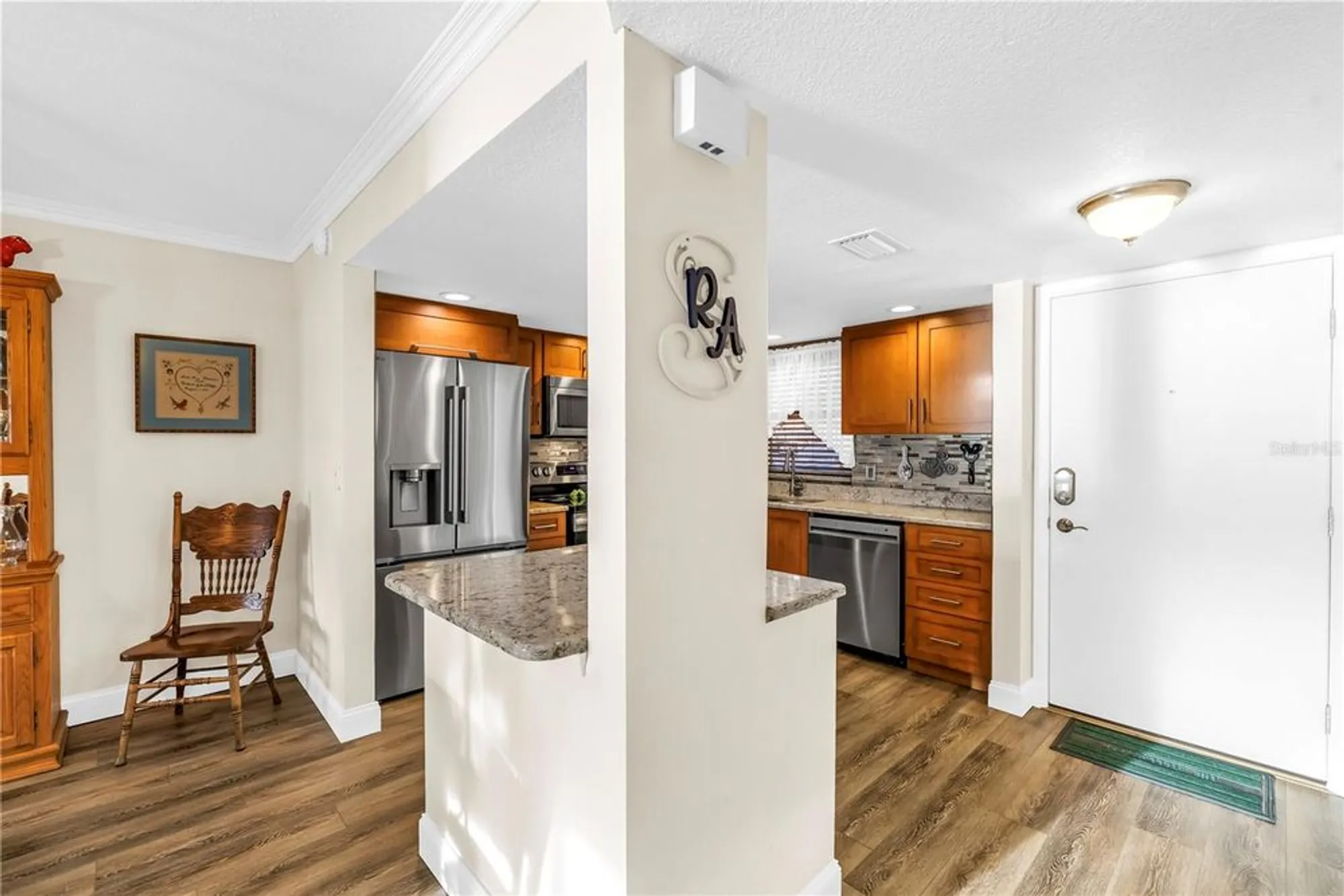 Property Slideshow image 10 of 73 | 4525 cove cir apt 102, Saint Petersburg, FL, 33708