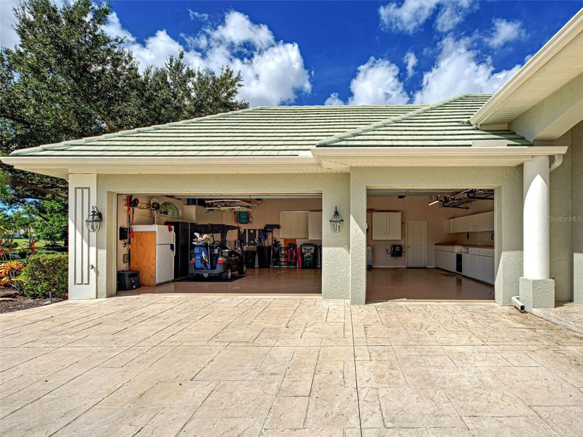 Property Slideshow image 58 of 66 | 431 tremingham way, Venice, FL, 34293