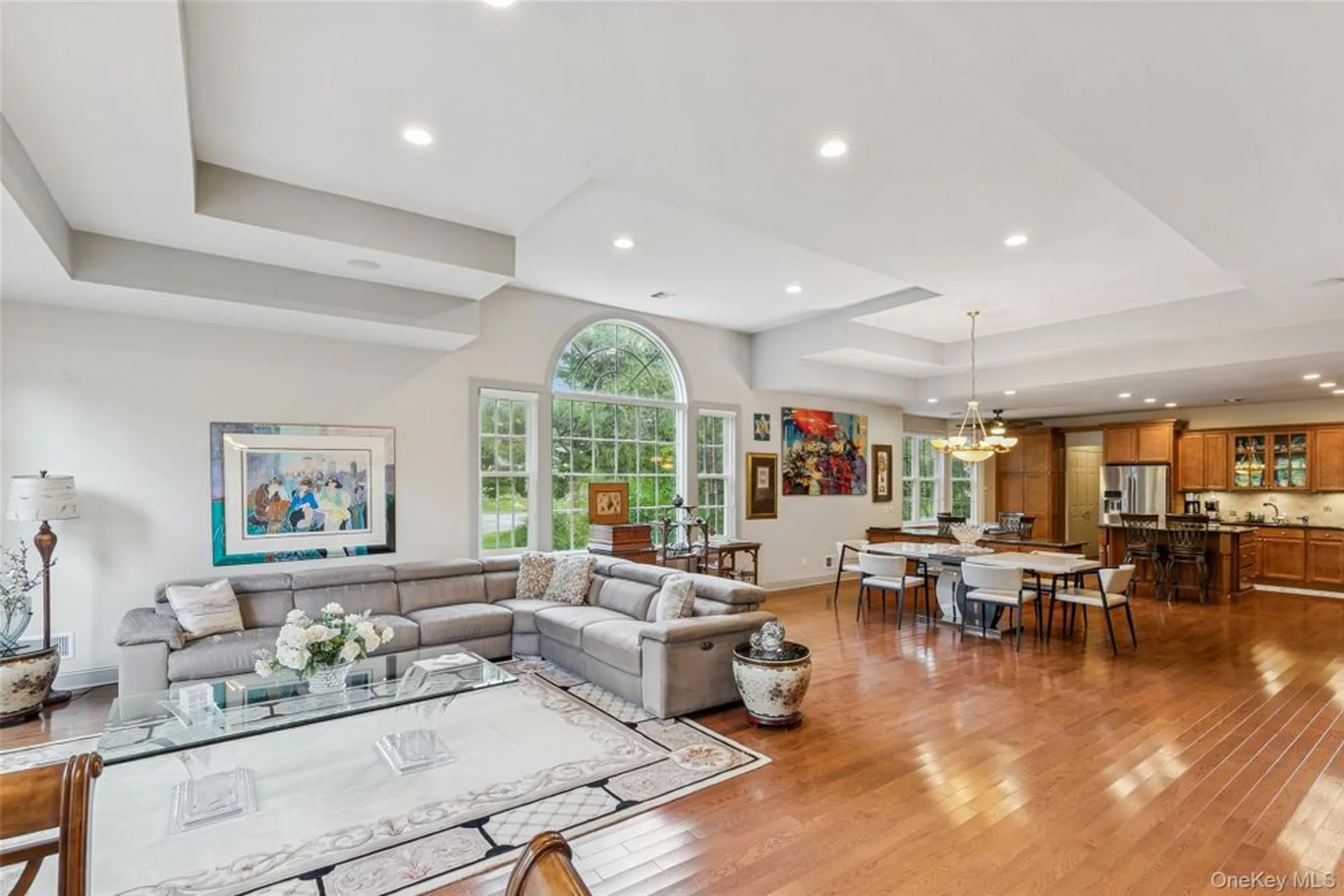 Property Slideshow image 21 of 31 | 382 altessa blvd, Melville, NY, 11747