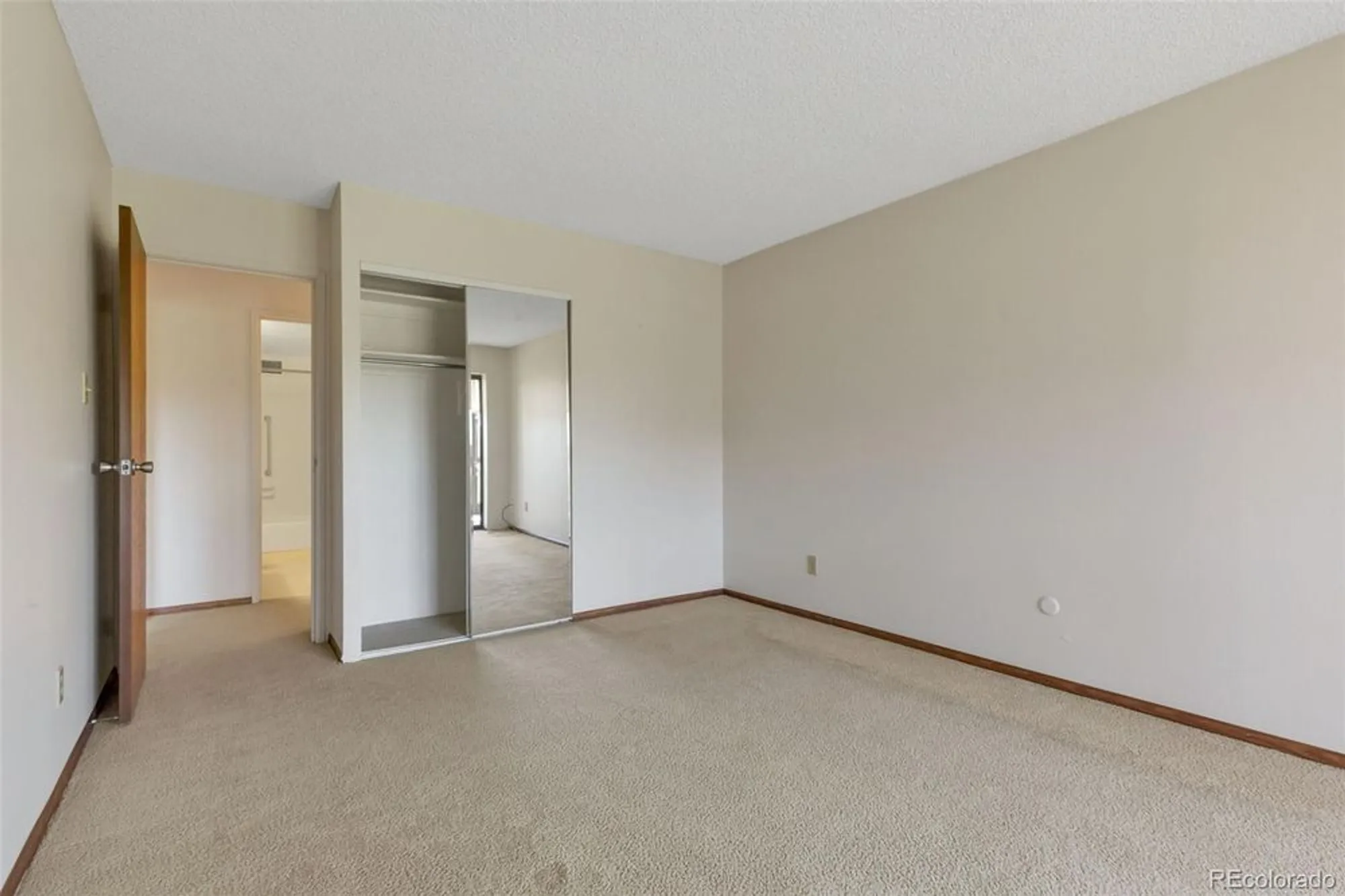 Property Slideshow image 28 of 47 | 14102 e linvale pl 501, Aurora, CO, 80014