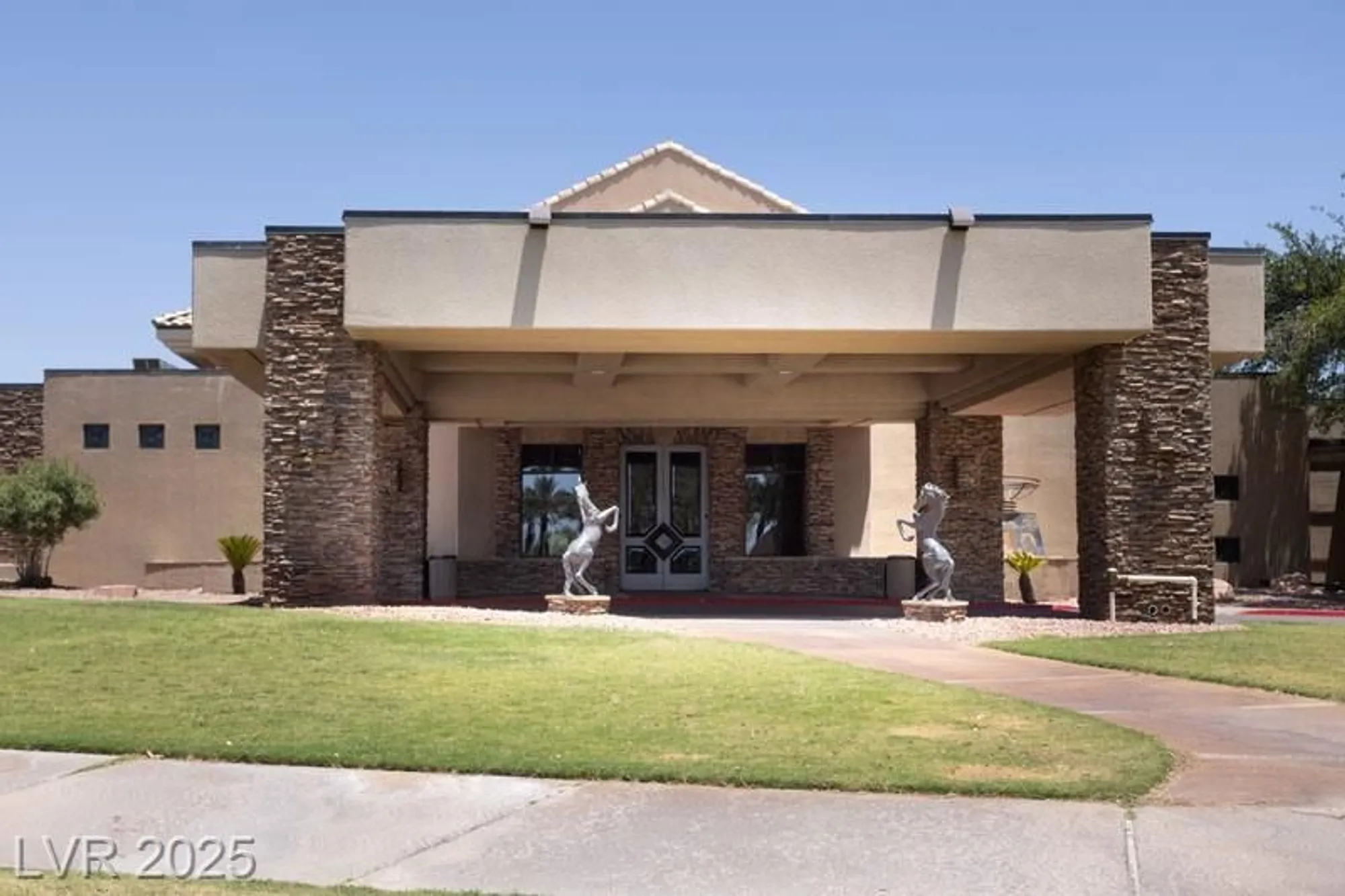 Property Slideshow image 38 of 43 | 5935 saddle horse ave, Las Vegas, NV, 89122