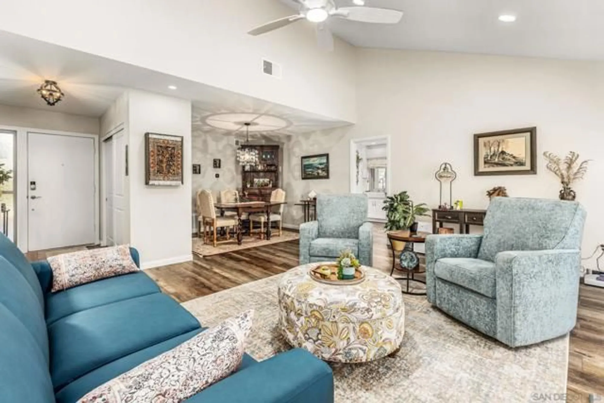 Property Slideshow image 7 of 24 | 17357 plaza maria, San Diego, CA, 92128