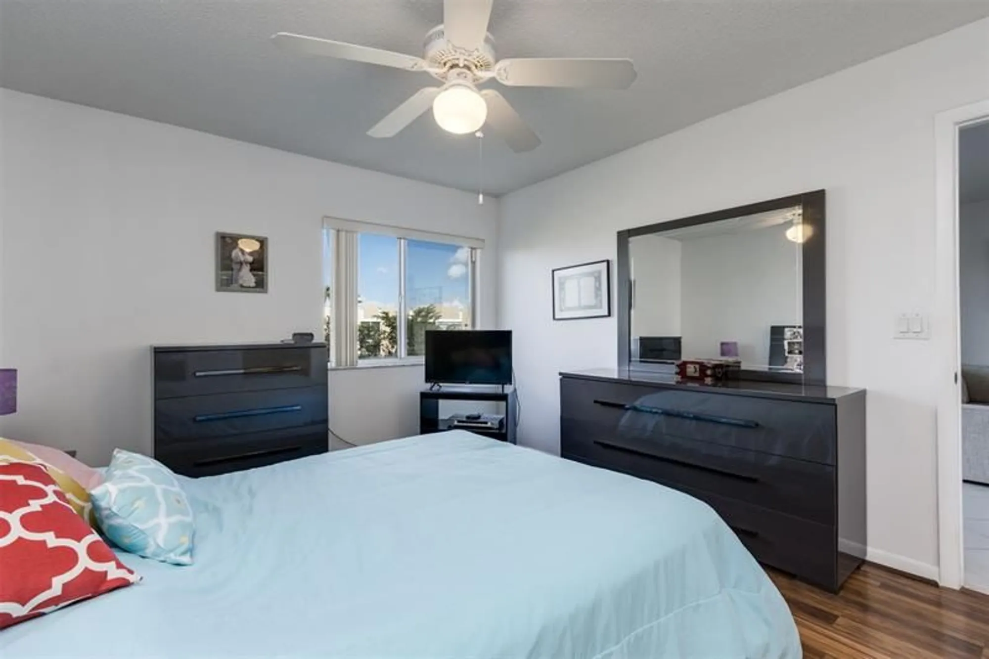 Property Slideshow image 20 of 39 | 9537 weldon cir apt 404, Fort Lauderdale, FL, 33321
