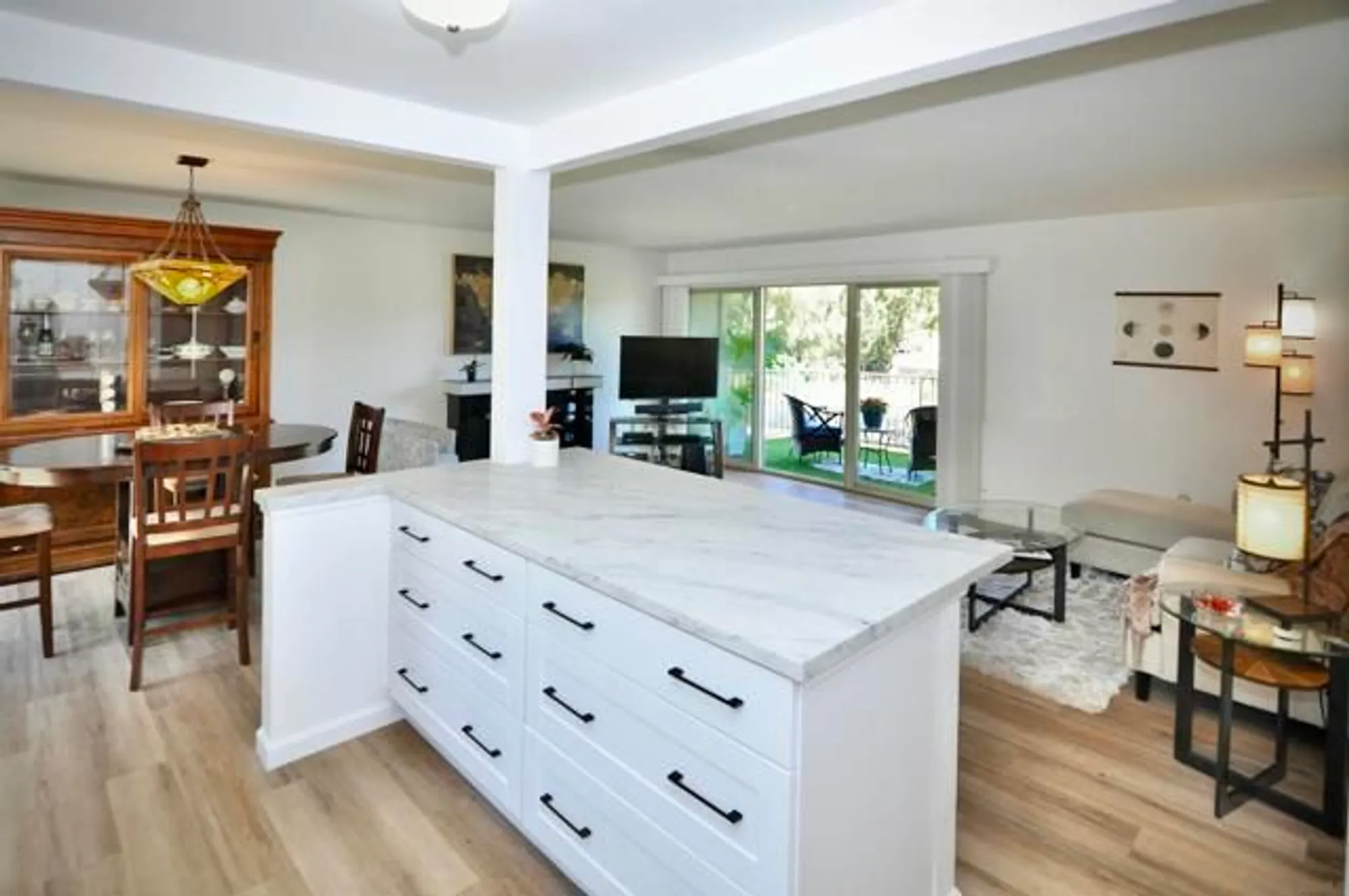 Property Slideshow image 4 of 24 | 17473 plaza abierto 30, San Diego, CA, 92128