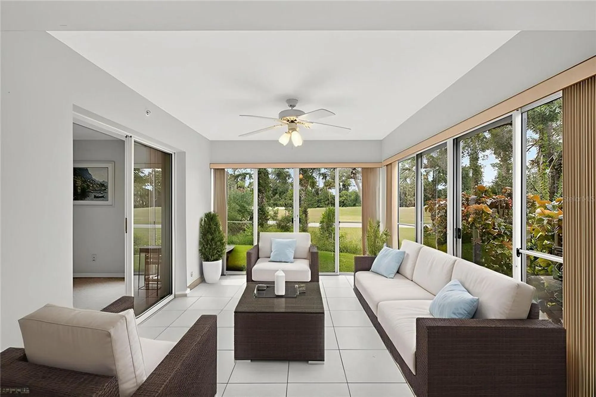 Property Slideshow image 13 of 40 | 813 montrose dr 104, Venice, FL, 34293