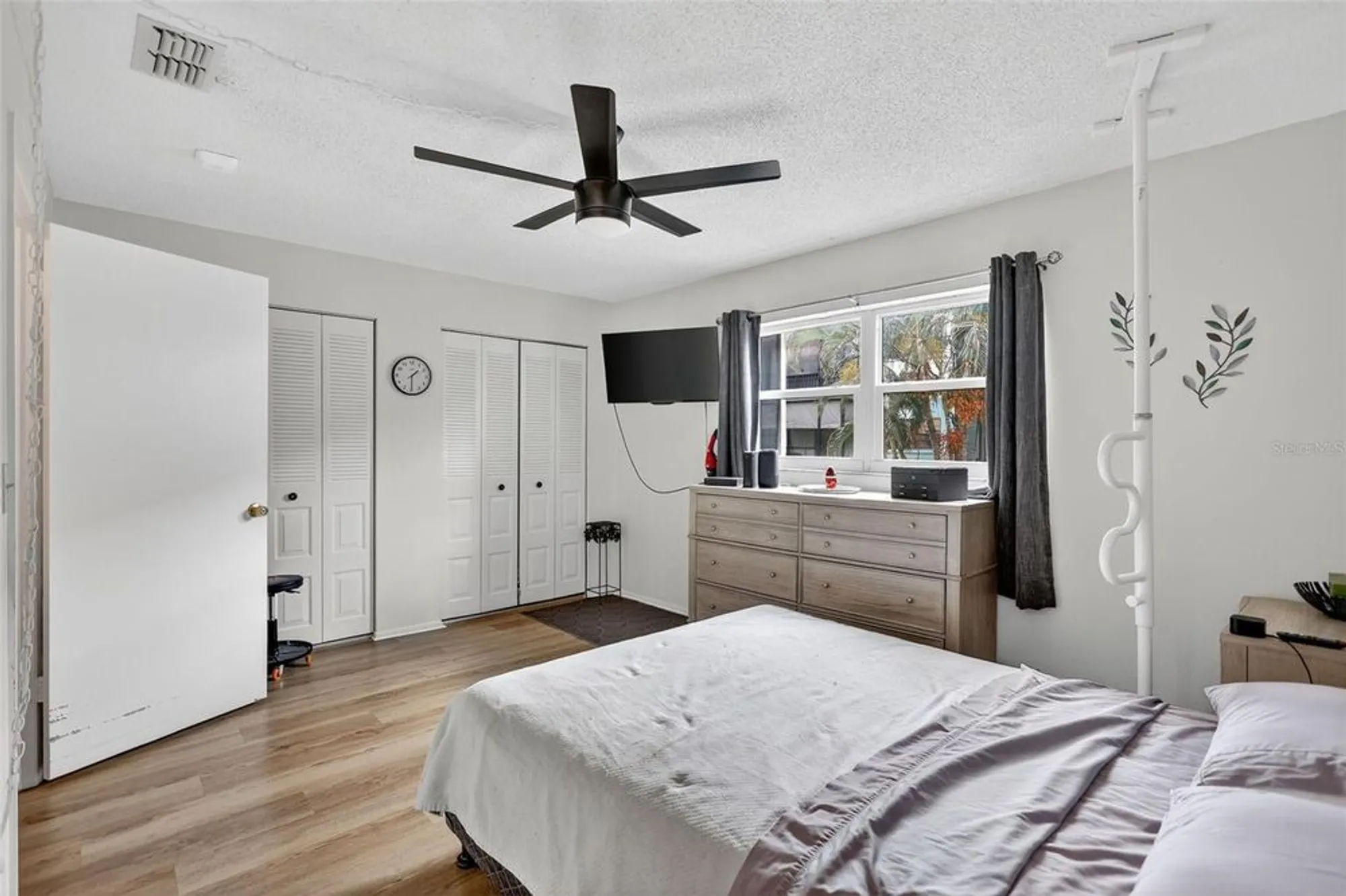 Property Slideshow image 24 of 36 | 5975 terrace park dr n unit 209, Saint Petersburg, FL, 33709