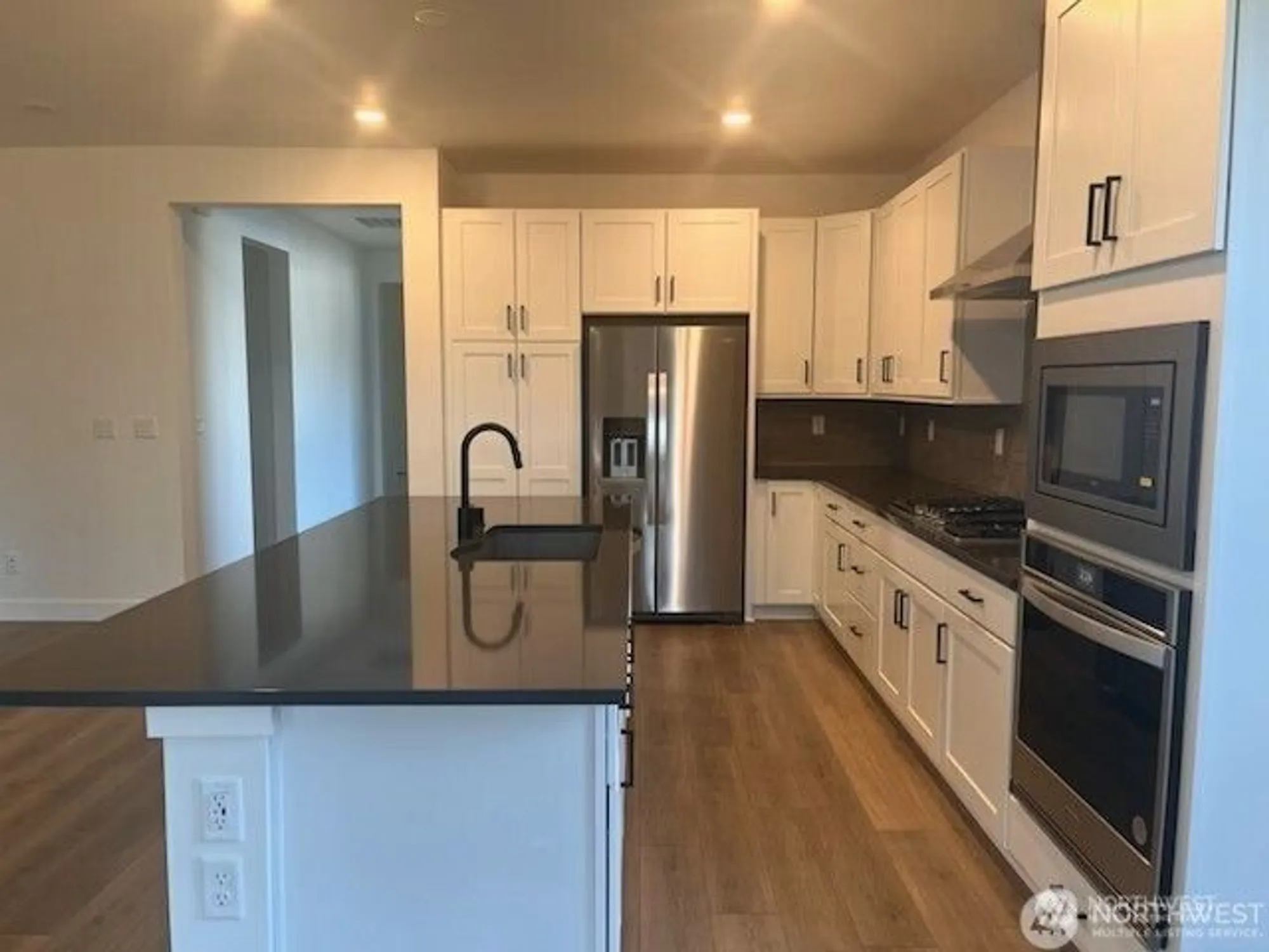 Property Slideshow image 19 of 37 | 29208 217th pl se # 34, Black Diamond, WA, 98010