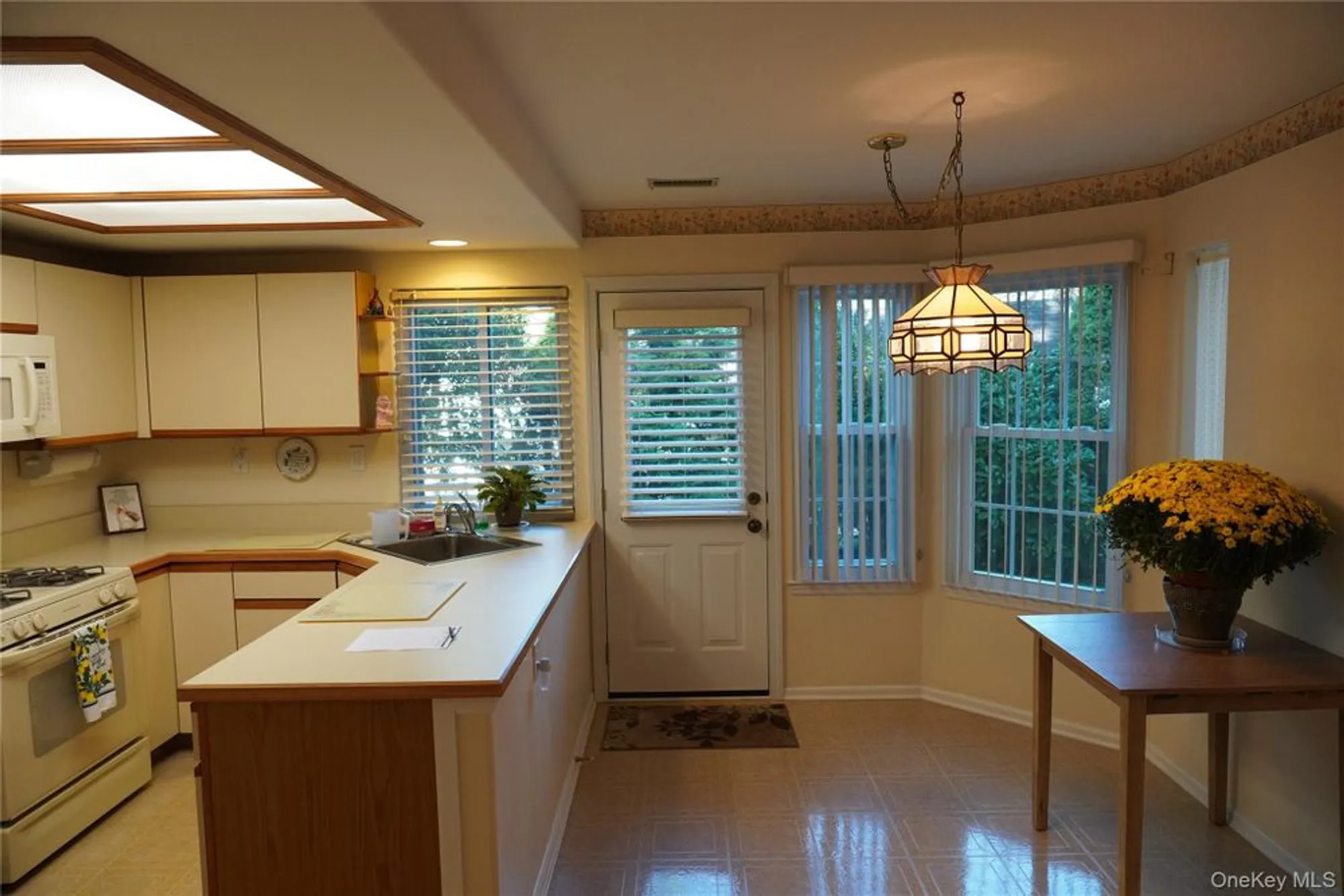 Property Slideshow image 9 of 15 | 12 baldwin ct, Ridge, NY, 11961