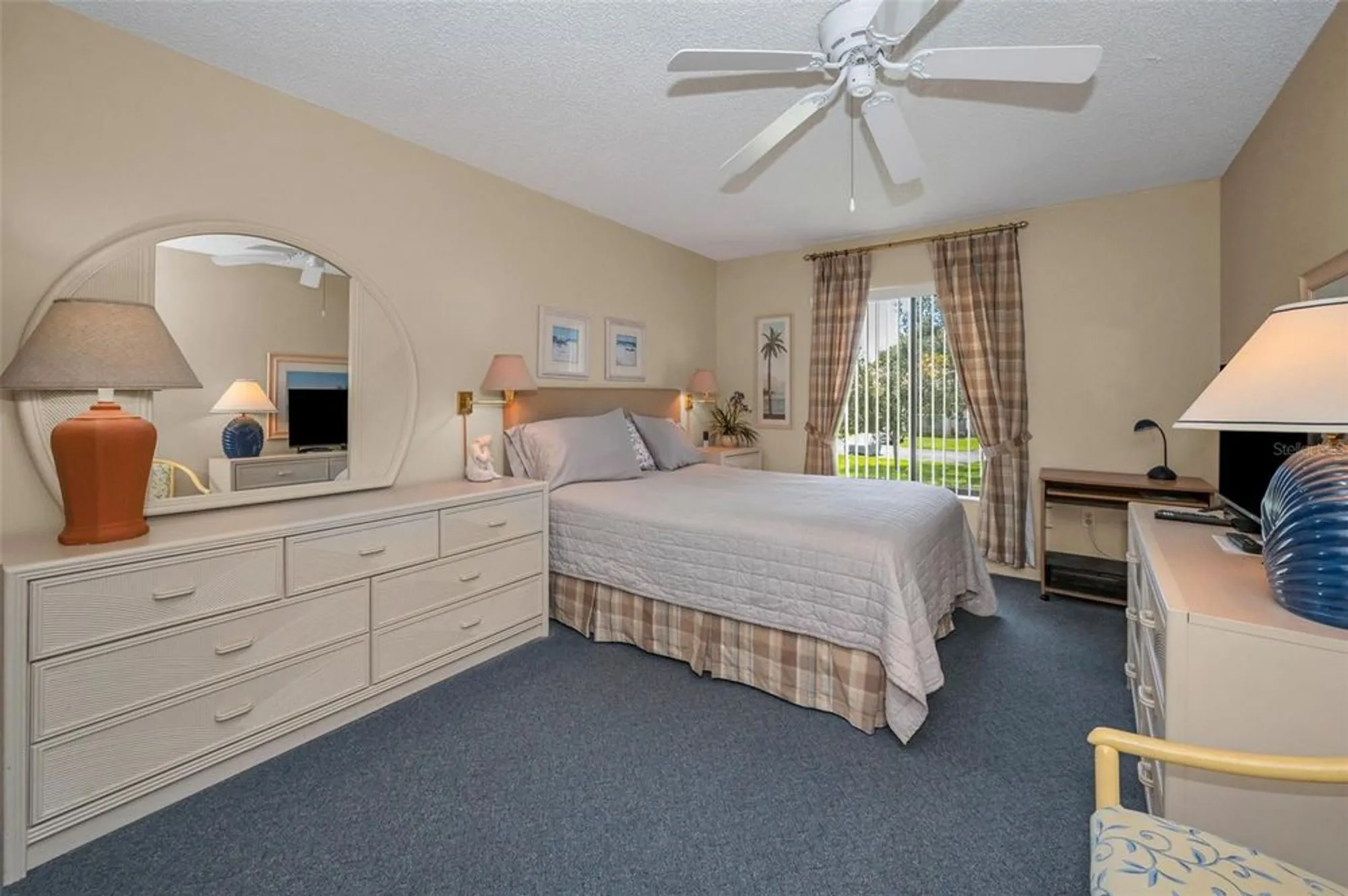 Property Slideshow image 27 of 63 | 2642 pine ridge way d2, Palm Harbor, FL, 34684