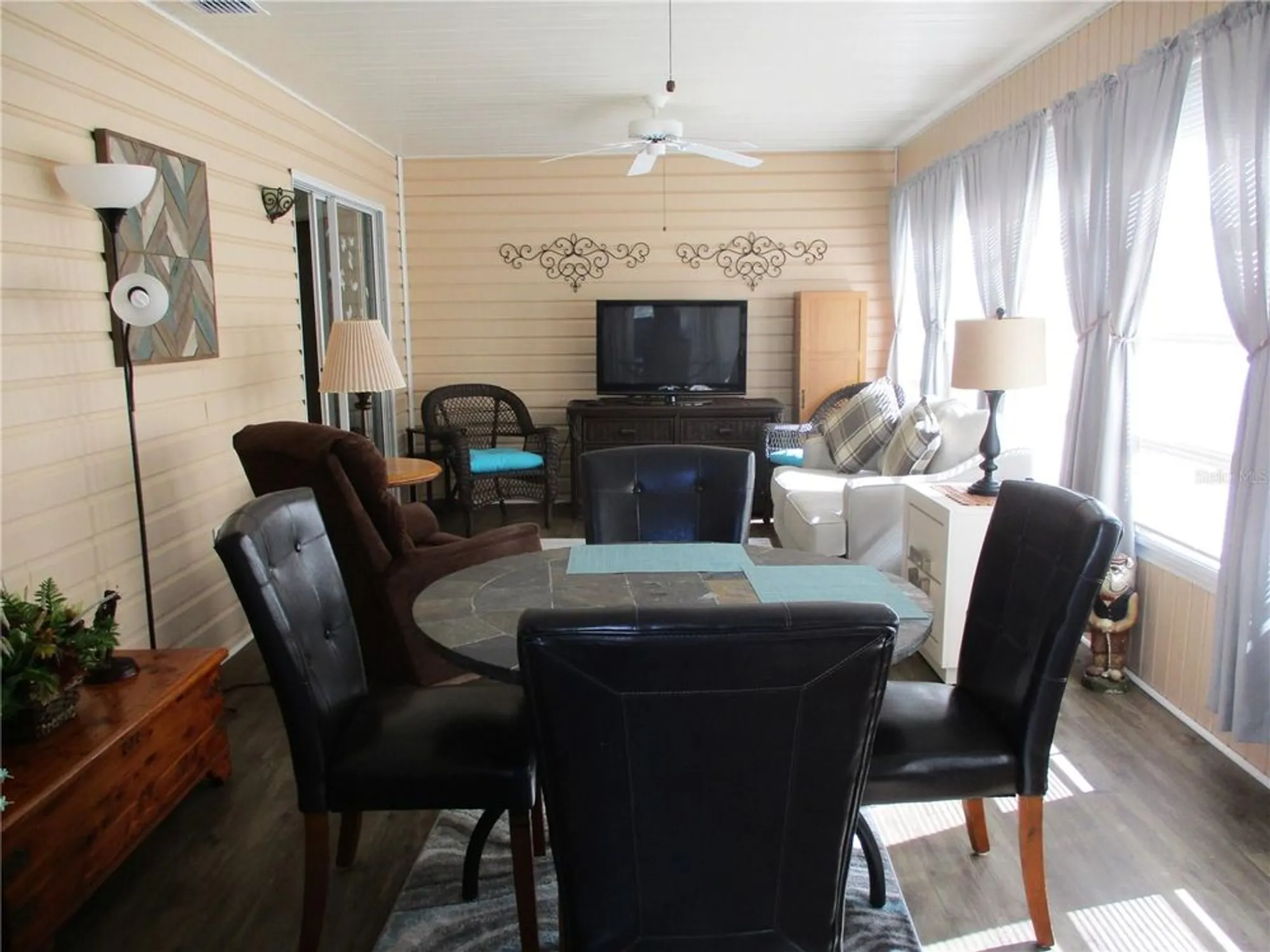 Property Slideshow image 21 of 84 | 11228 sw 138th pl, Dunnellon, FL, 34432