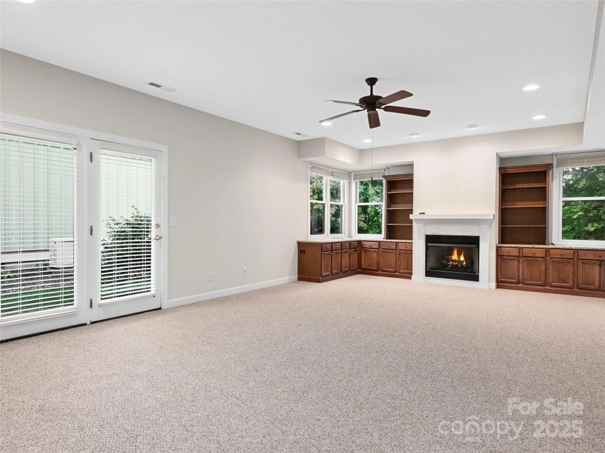 Property Slideshow image 20 of 35 | 54 deep valley ln, Hendersonville, NC, 28791