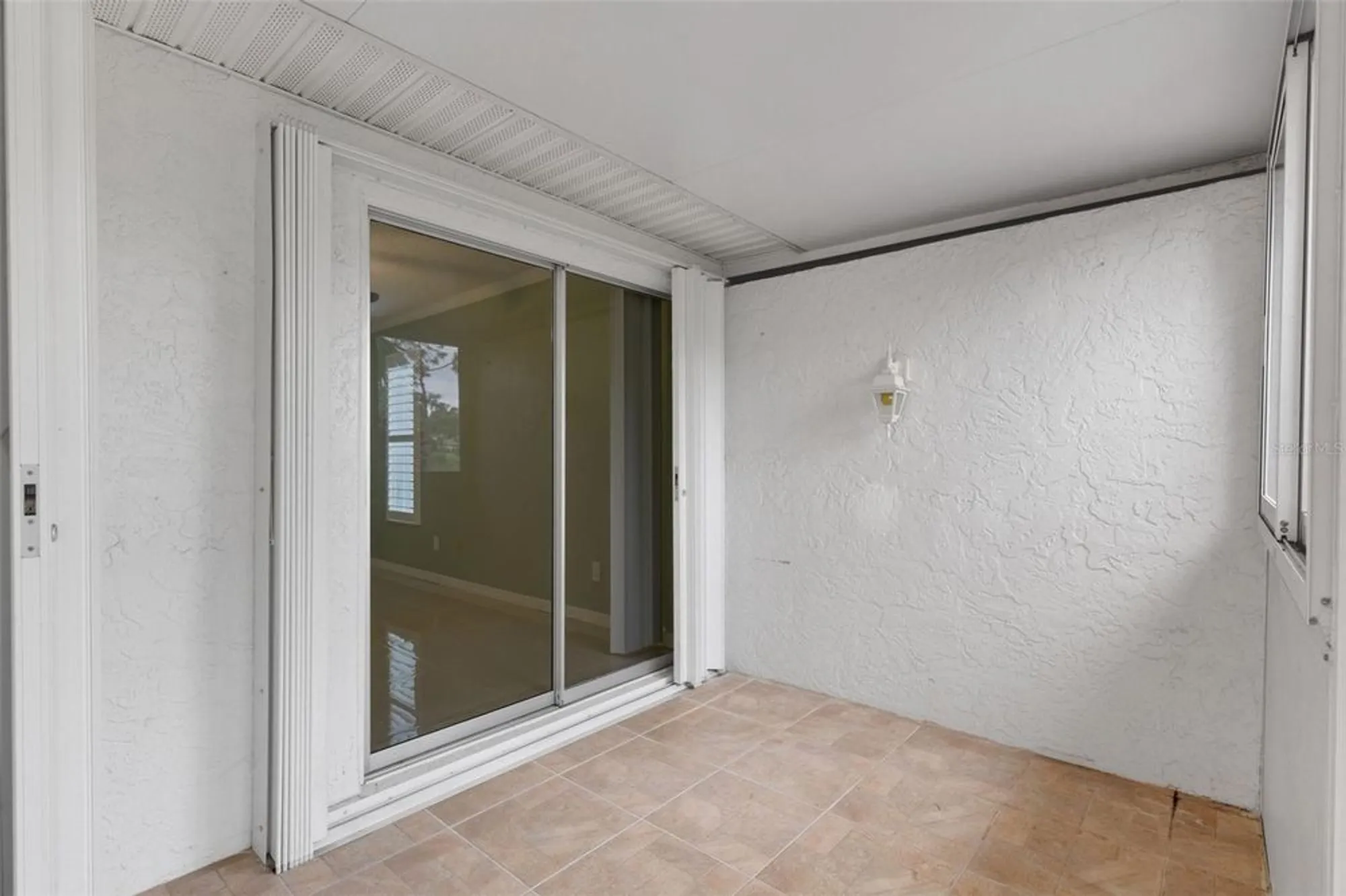 Property Slideshow image 48 of 90 | 3098 e dorchester dr, Palm Harbor, FL, 34684