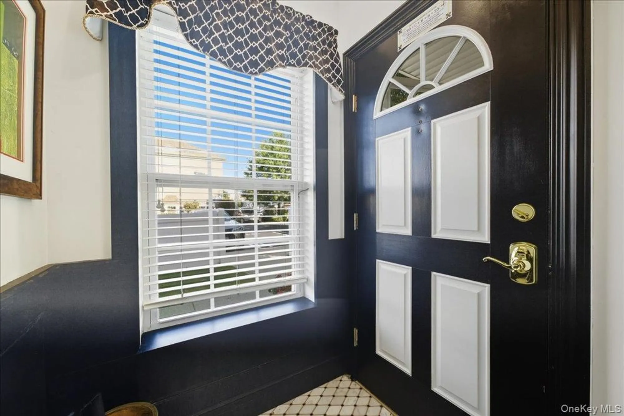 Property Slideshow image 14 of 39 | 383 summer ct, East Meadow, NY, 11554