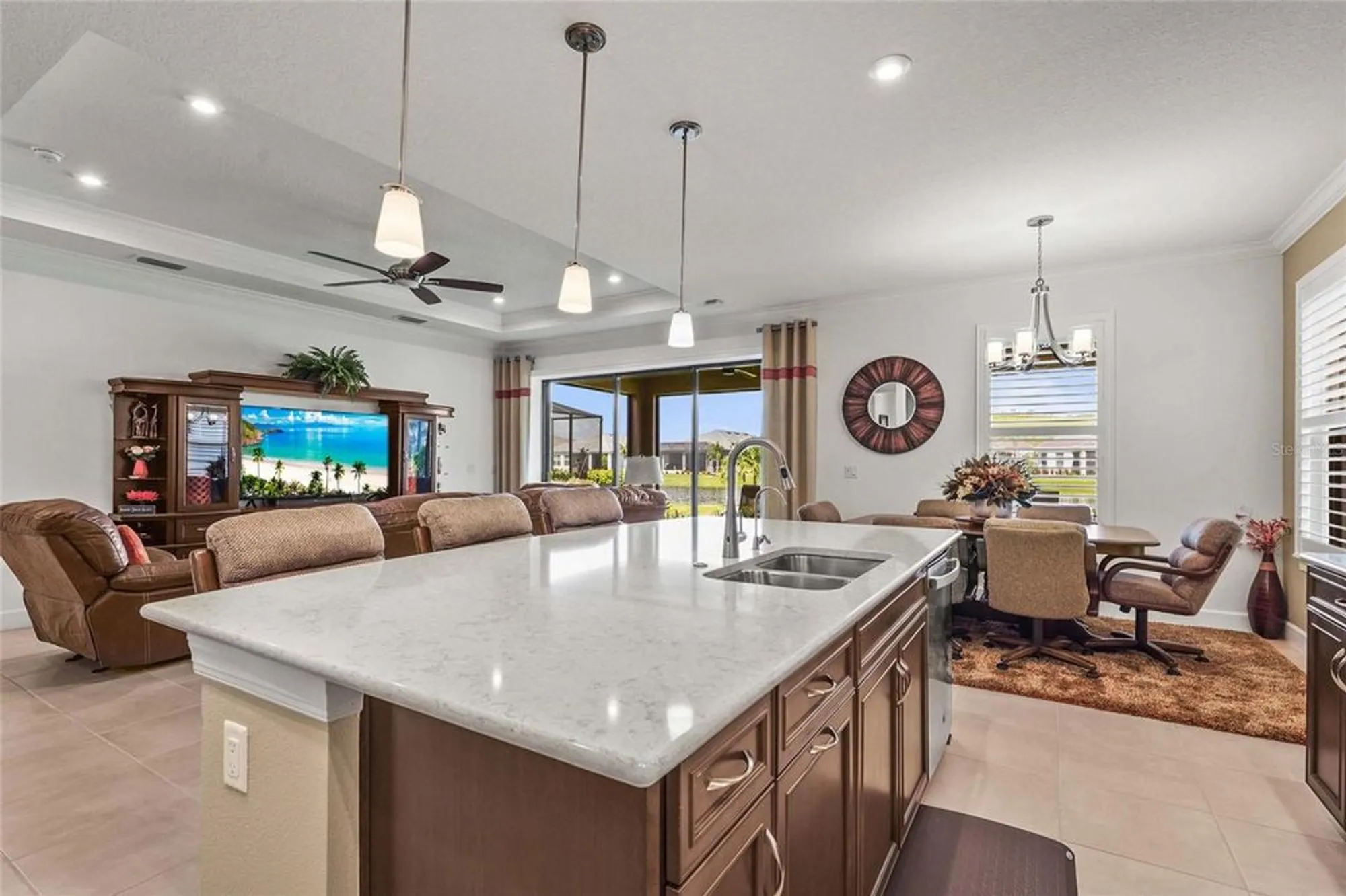 Property Slideshow image 15 of 84 | 6253 mesa gln, Bradenton, FL, 34203