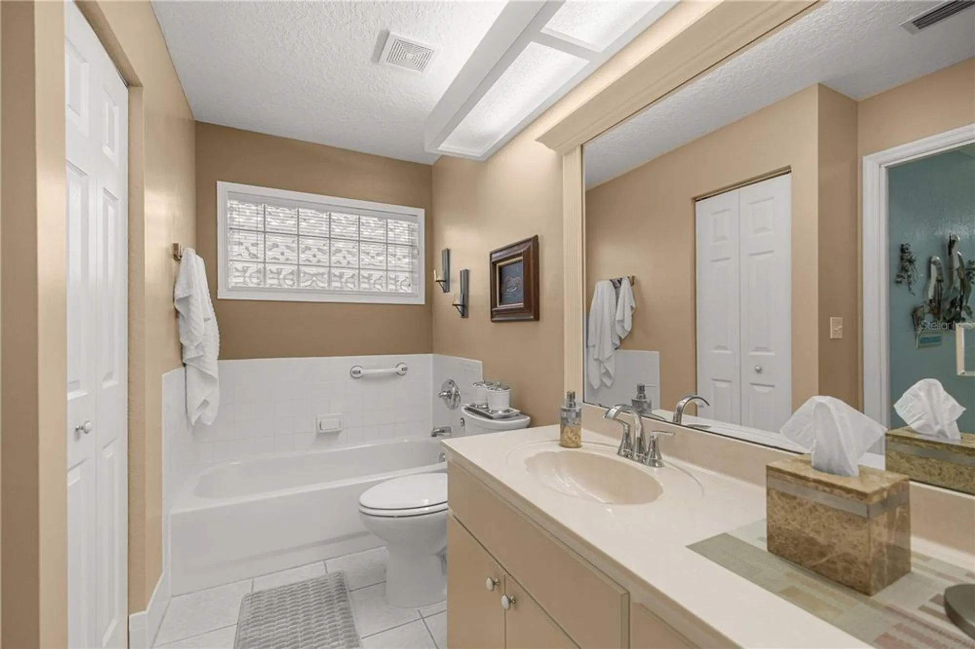 Property Slideshow image 11 of 14 | 11298 sw 73rd cir, Ocala, FL, 34476