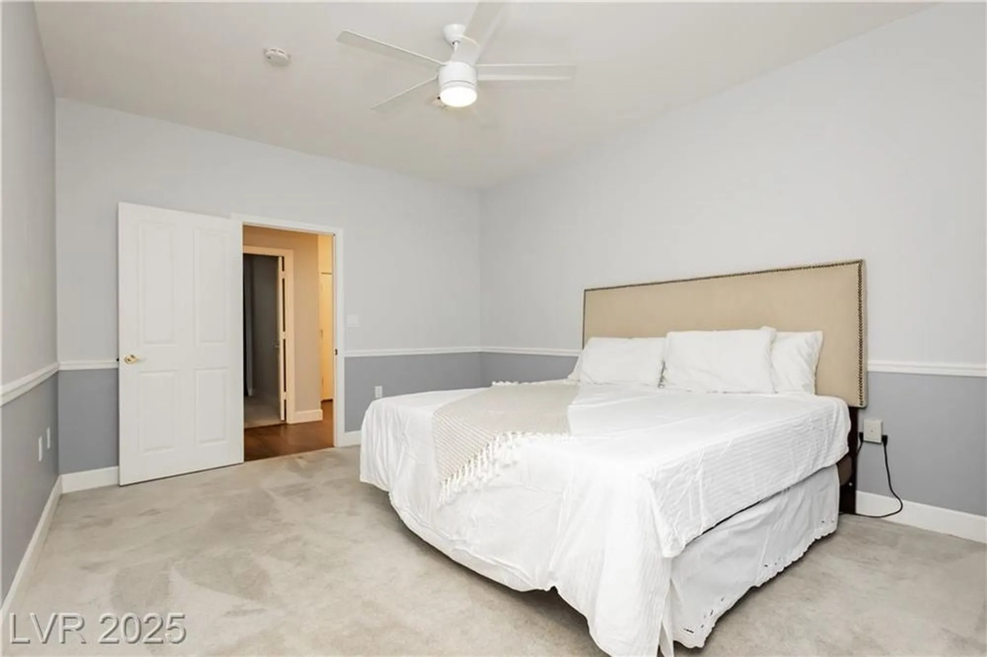 Property Slideshow image 13 of 30 | 5132 harvest moon ln, Las Vegas, NV, 89107