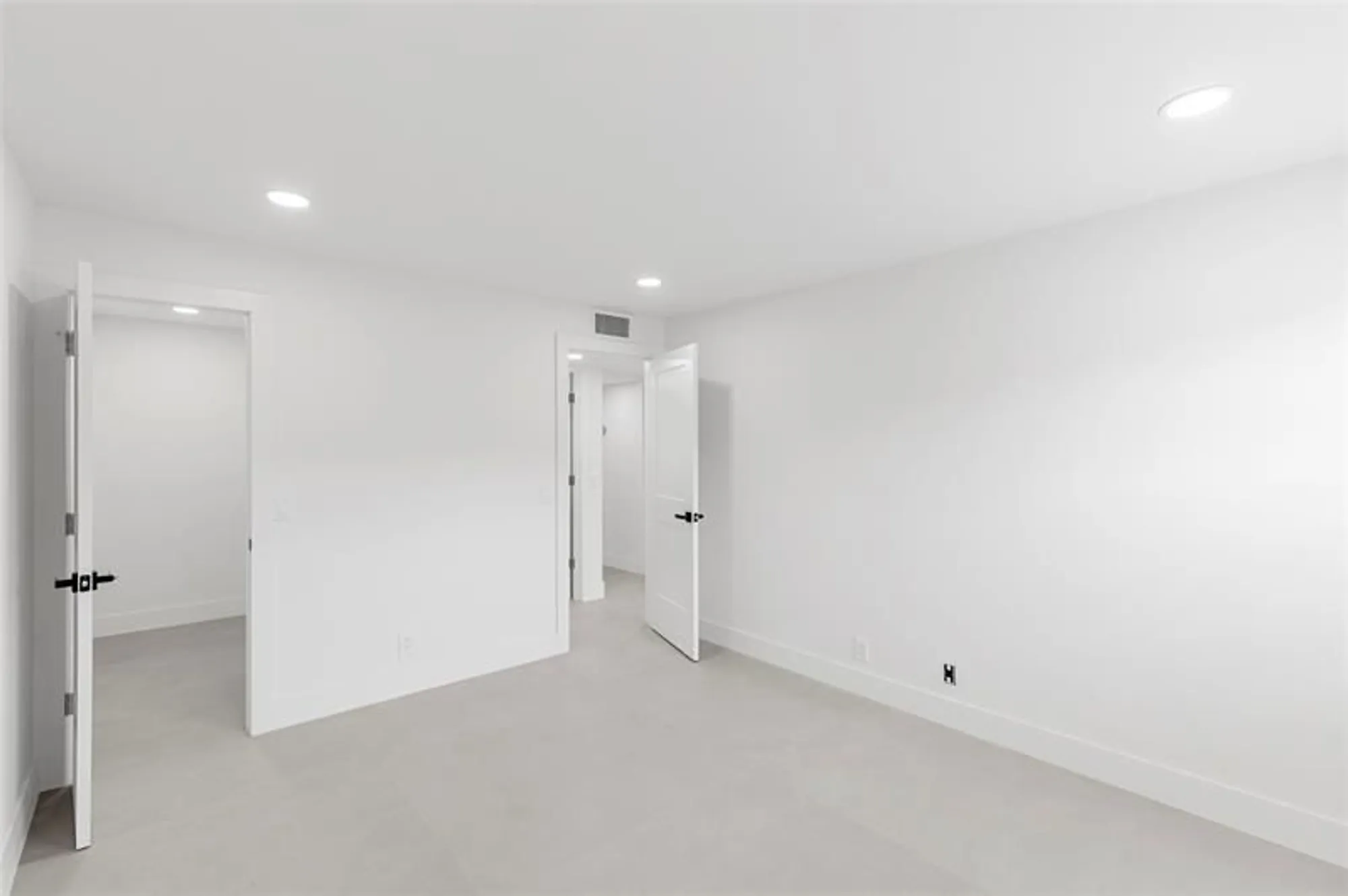 Property Slideshow image 14 of 27 | 924 flanders t # 924, Delray Beach, FL, 33484